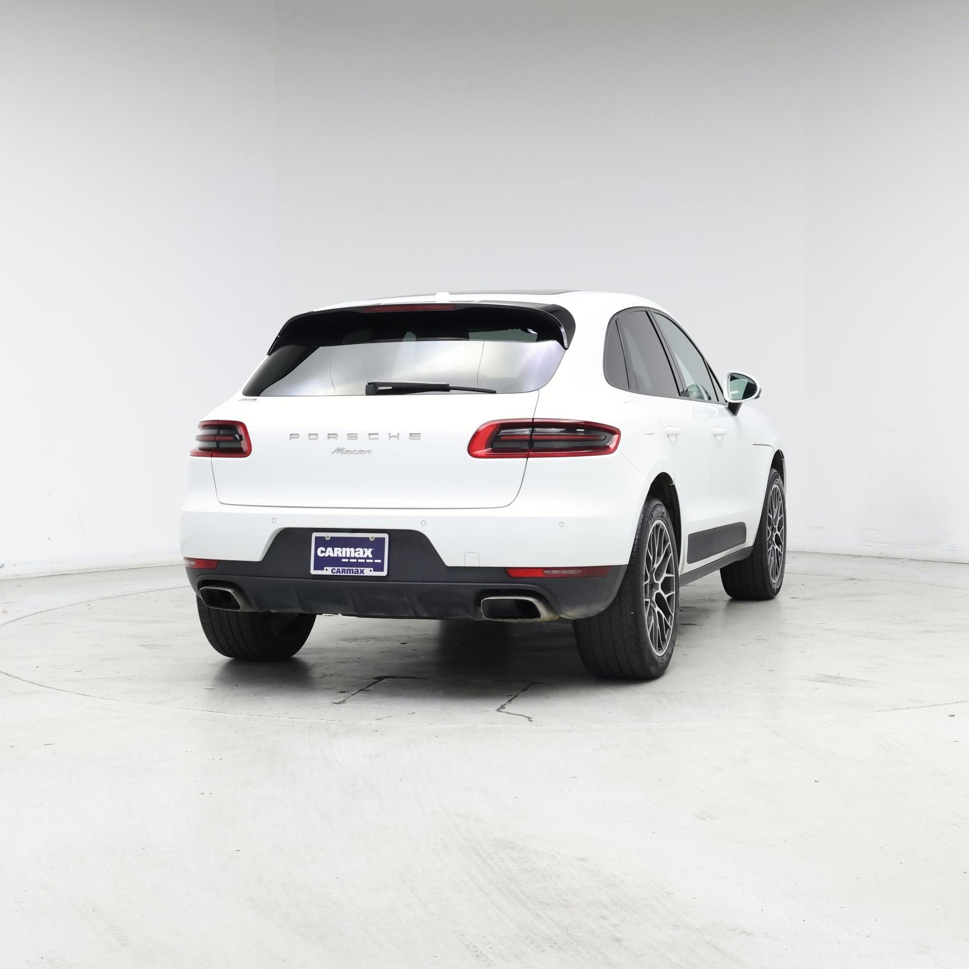 Thumbnail: 2018 Porsche Macan - 8
