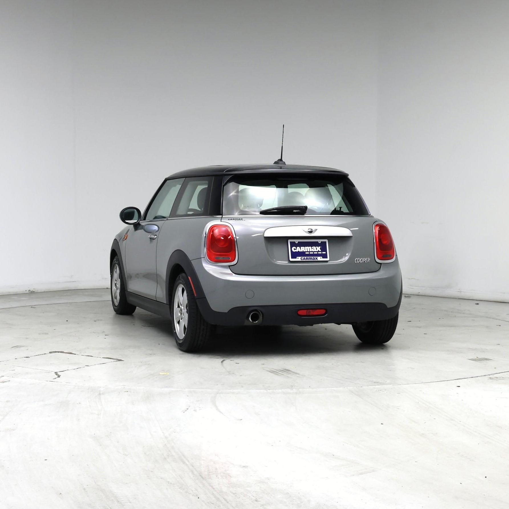 Thumbnail: 2015 MINI Cooper Hardtop - 6