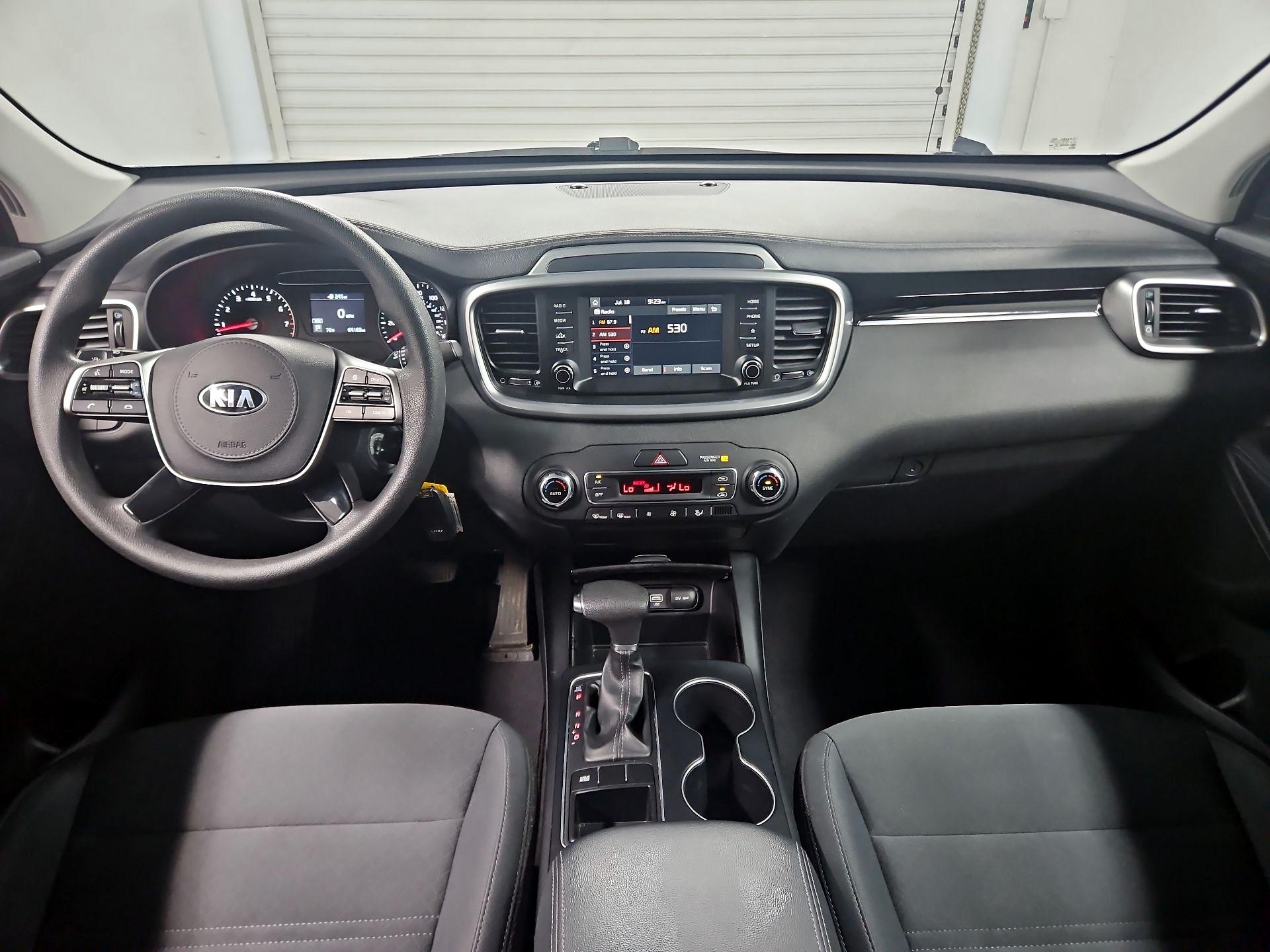 Thumbnail: 2019 Kia Sorento - 9