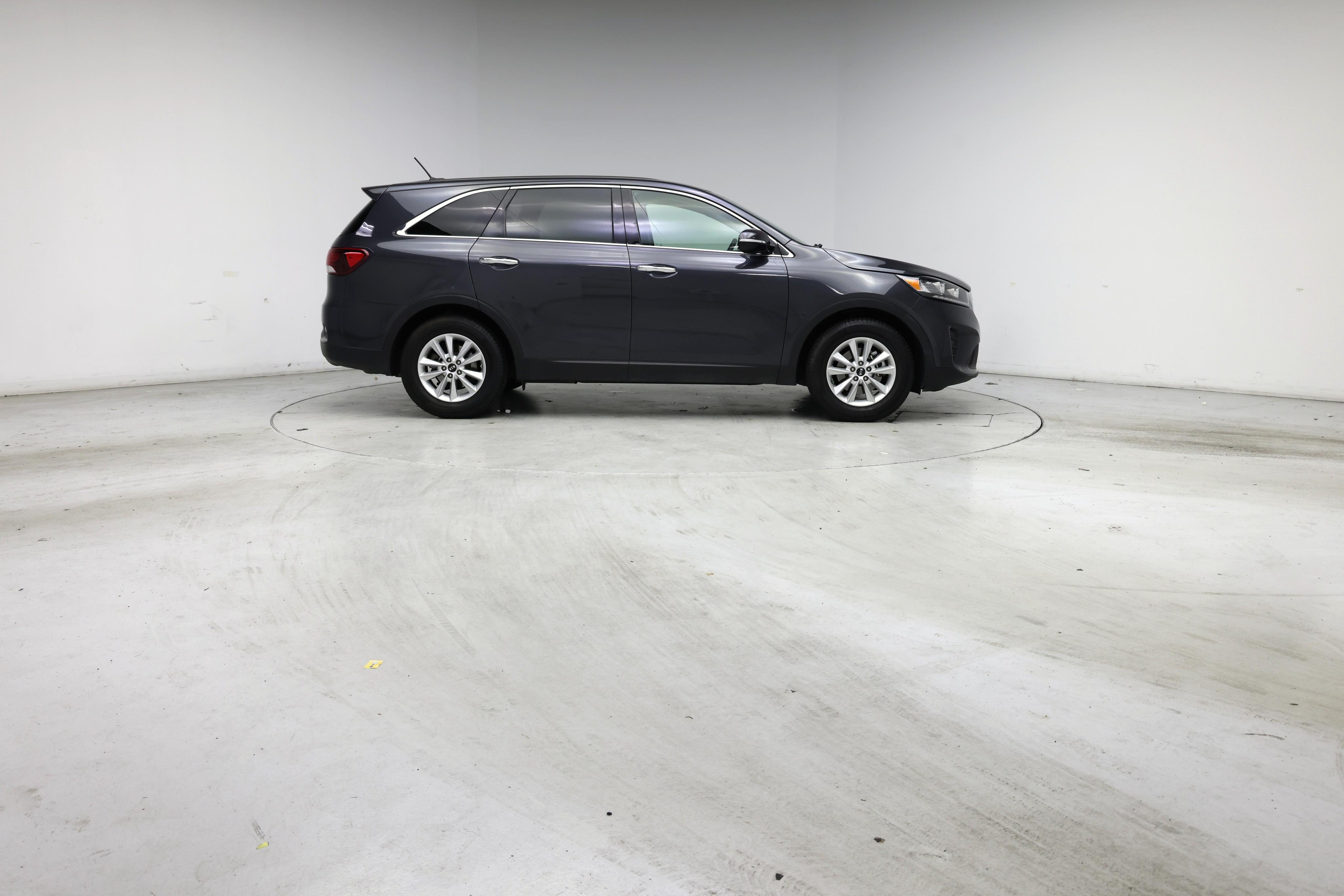 Thumbnail: 2019 Kia Sorento - 7