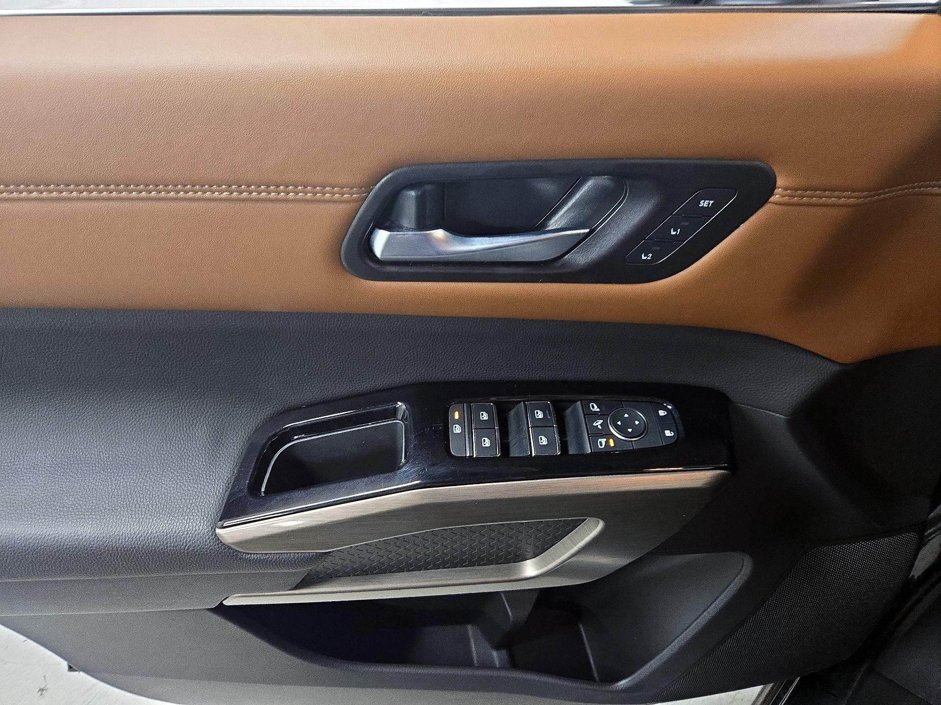 Thumbnail: 2022 Nissan Pathfinder - 12