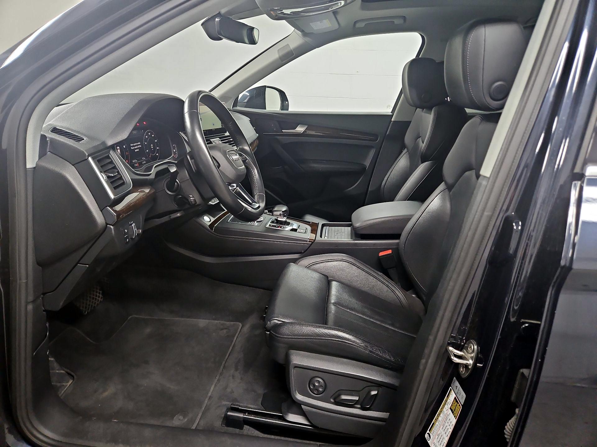 Thumbnail: 2019 Audi Q5 - 11