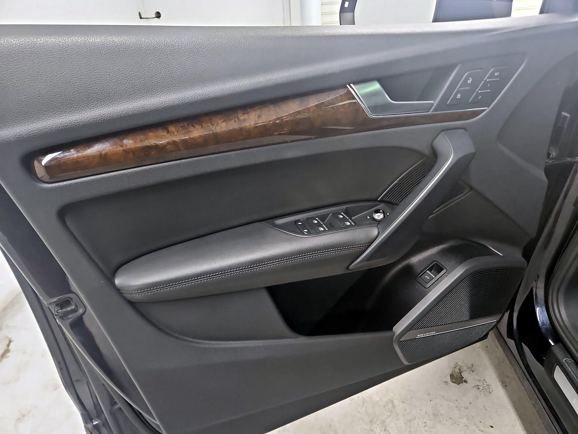 Thumbnail: 2019 Audi Q5 - 12
