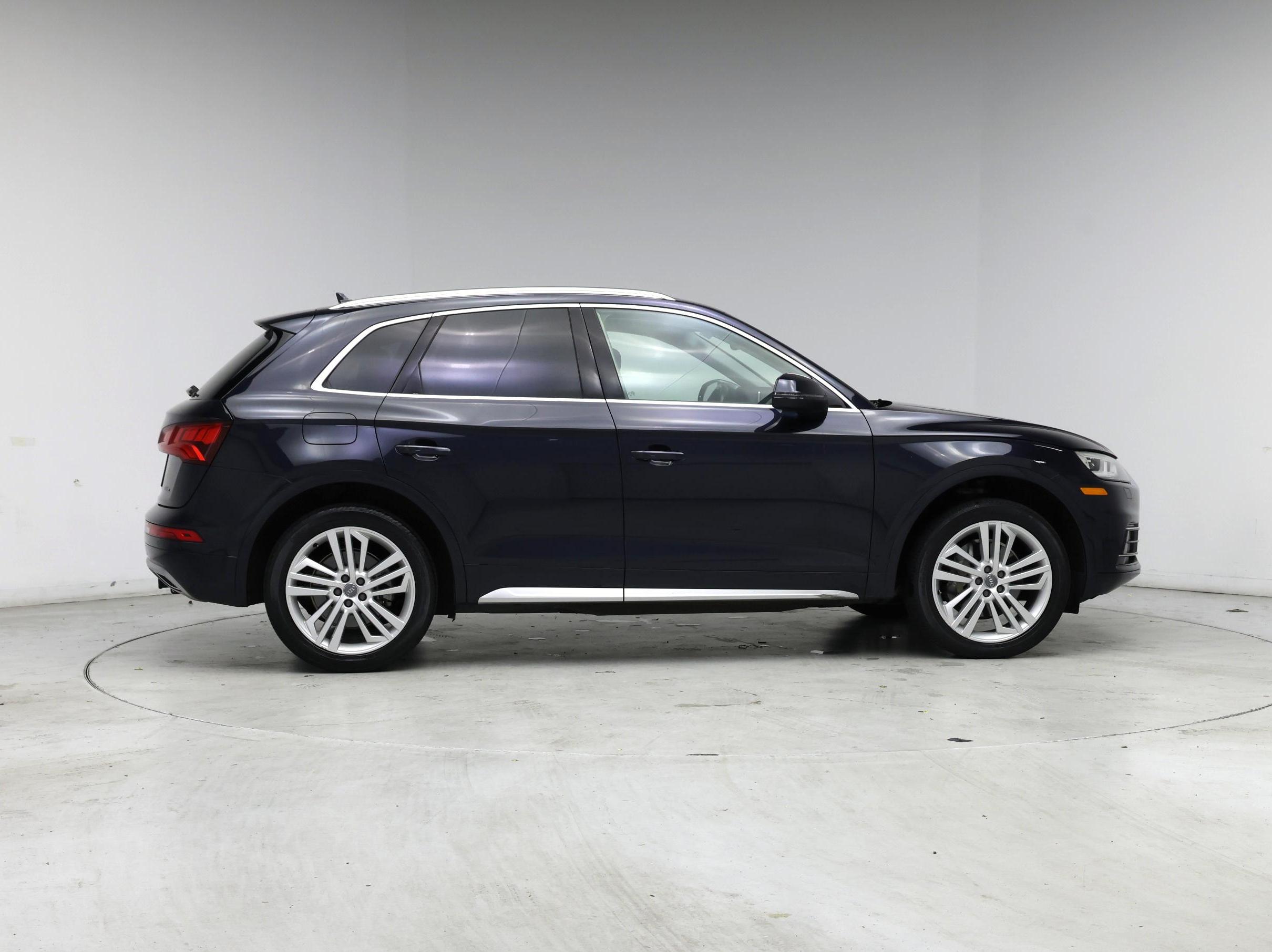 Thumbnail: 2019 Audi Q5 - 7