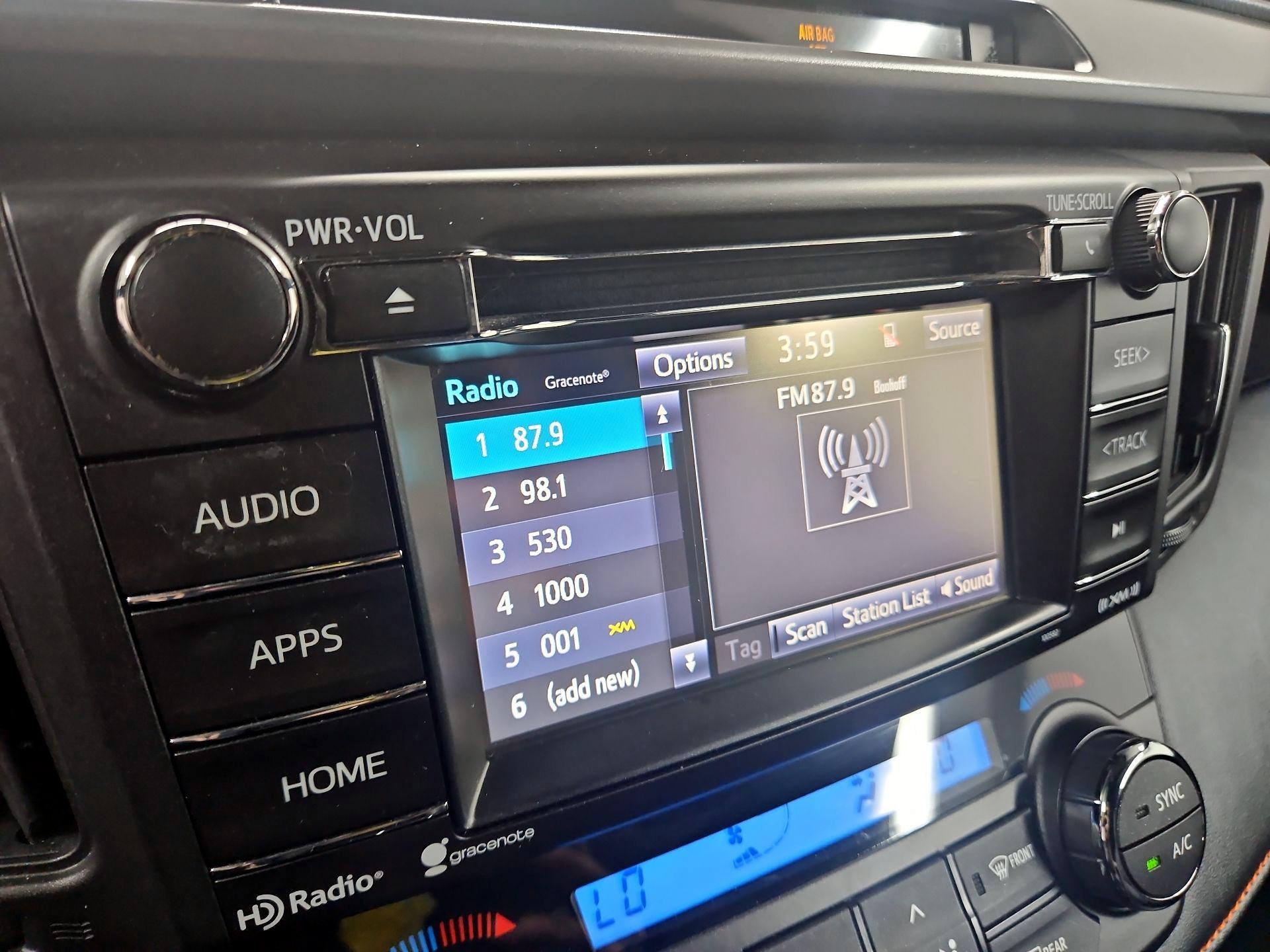 Thumbnail: 2017 Toyota RAV4 - 15