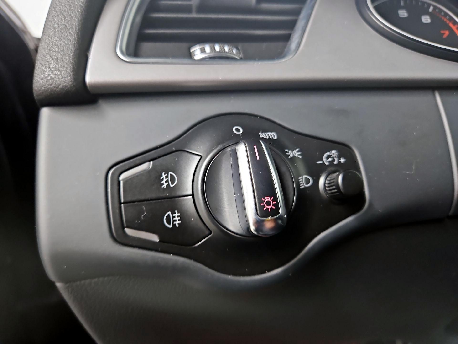 Thumbnail: 2014 Audi A4 - 13