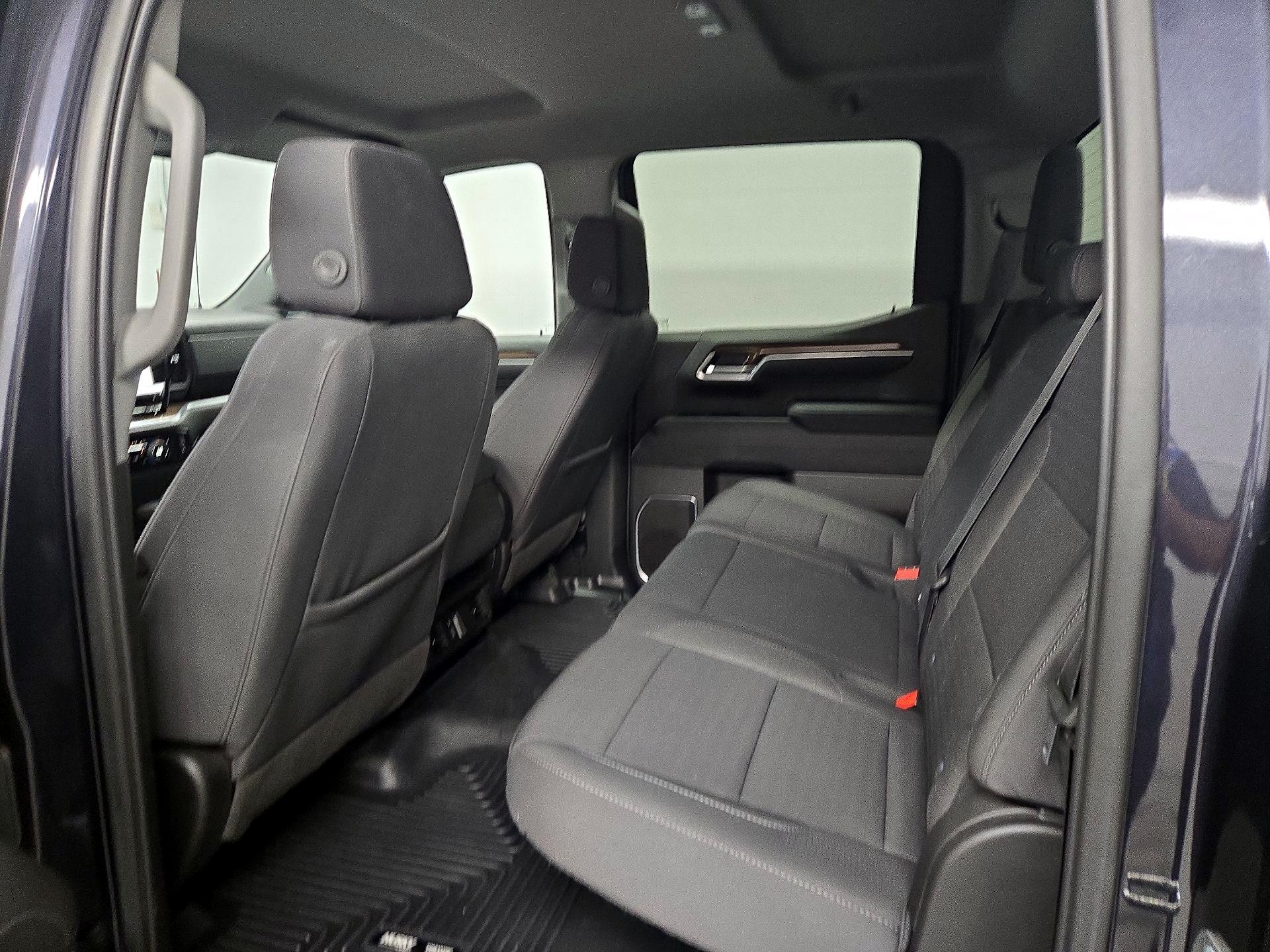 Thumbnail: 2022 Chevrolet Silverado 1500 - 20