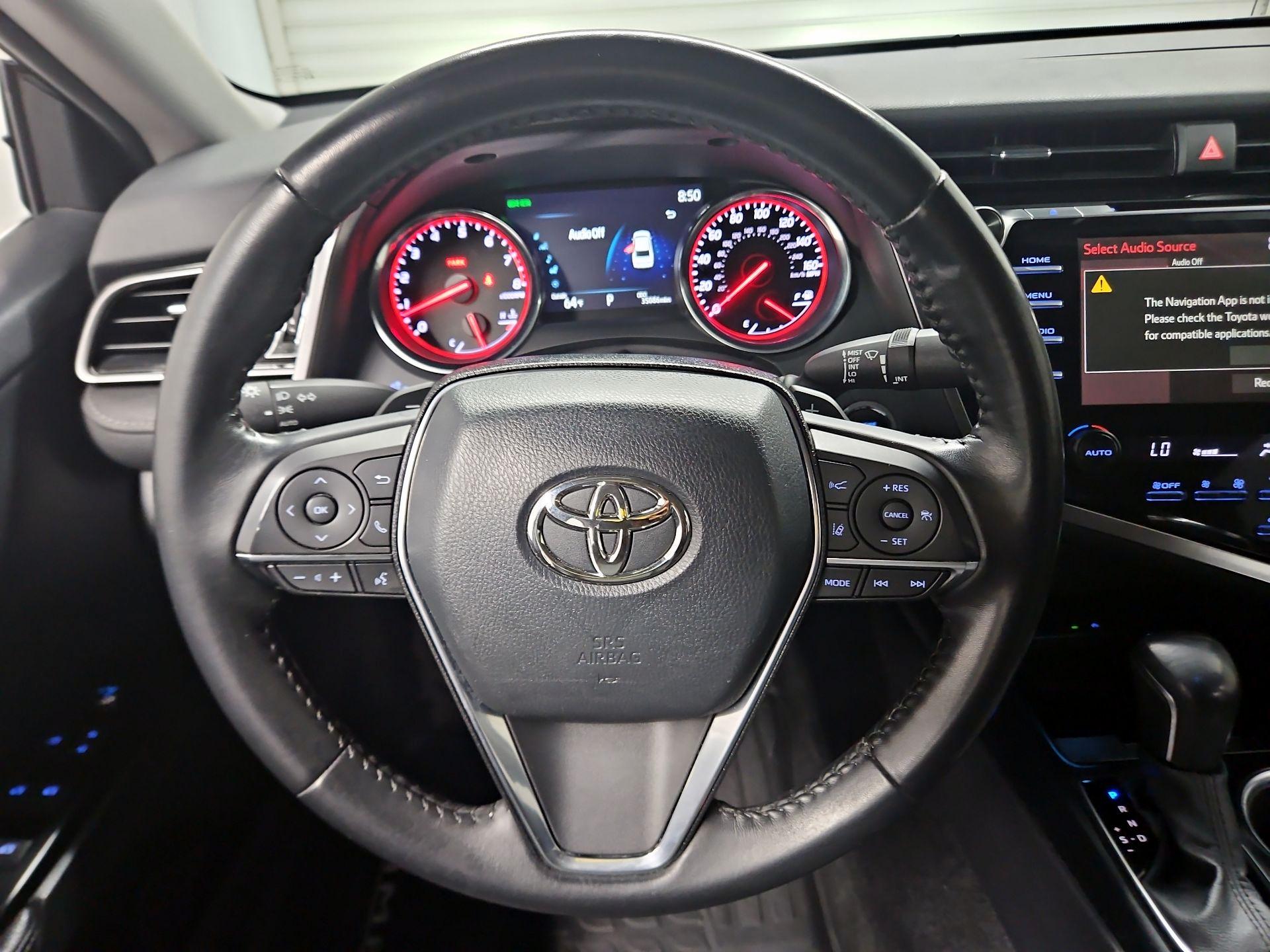 Thumbnail: 2020 Toyota Camry - 10