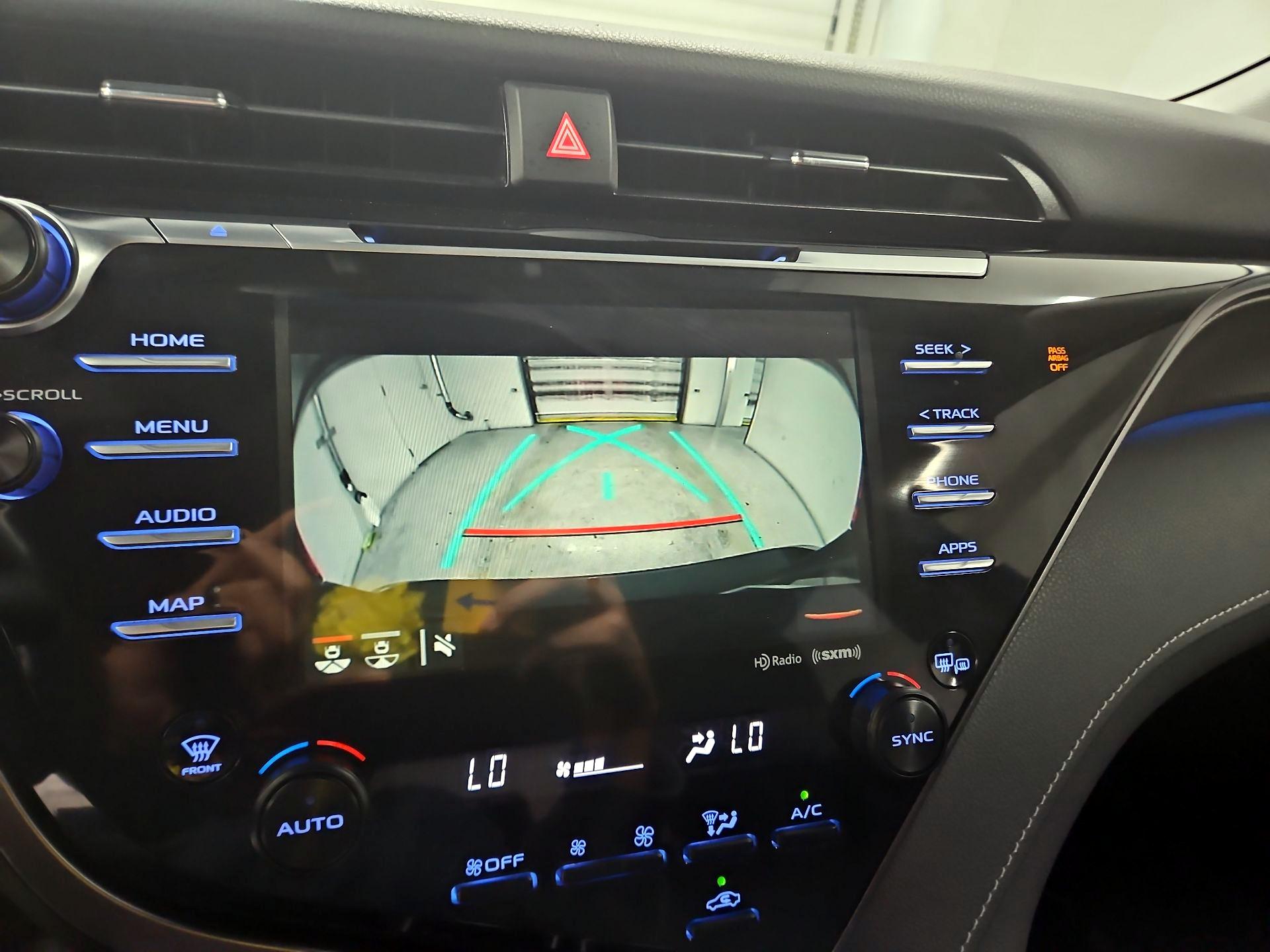 Thumbnail: 2020 Toyota Camry - 14