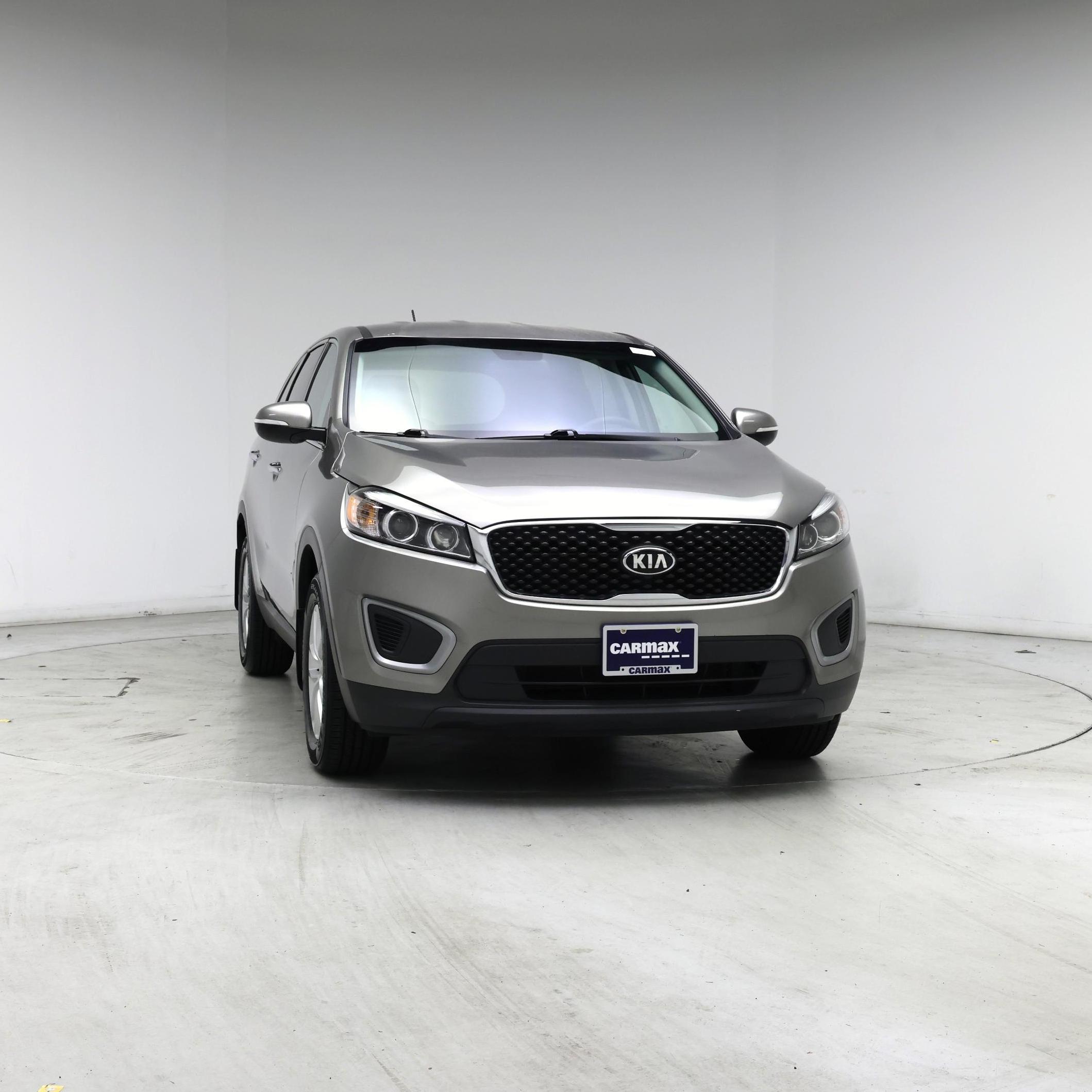 Thumbnail: 2017 Kia Sorento - 5