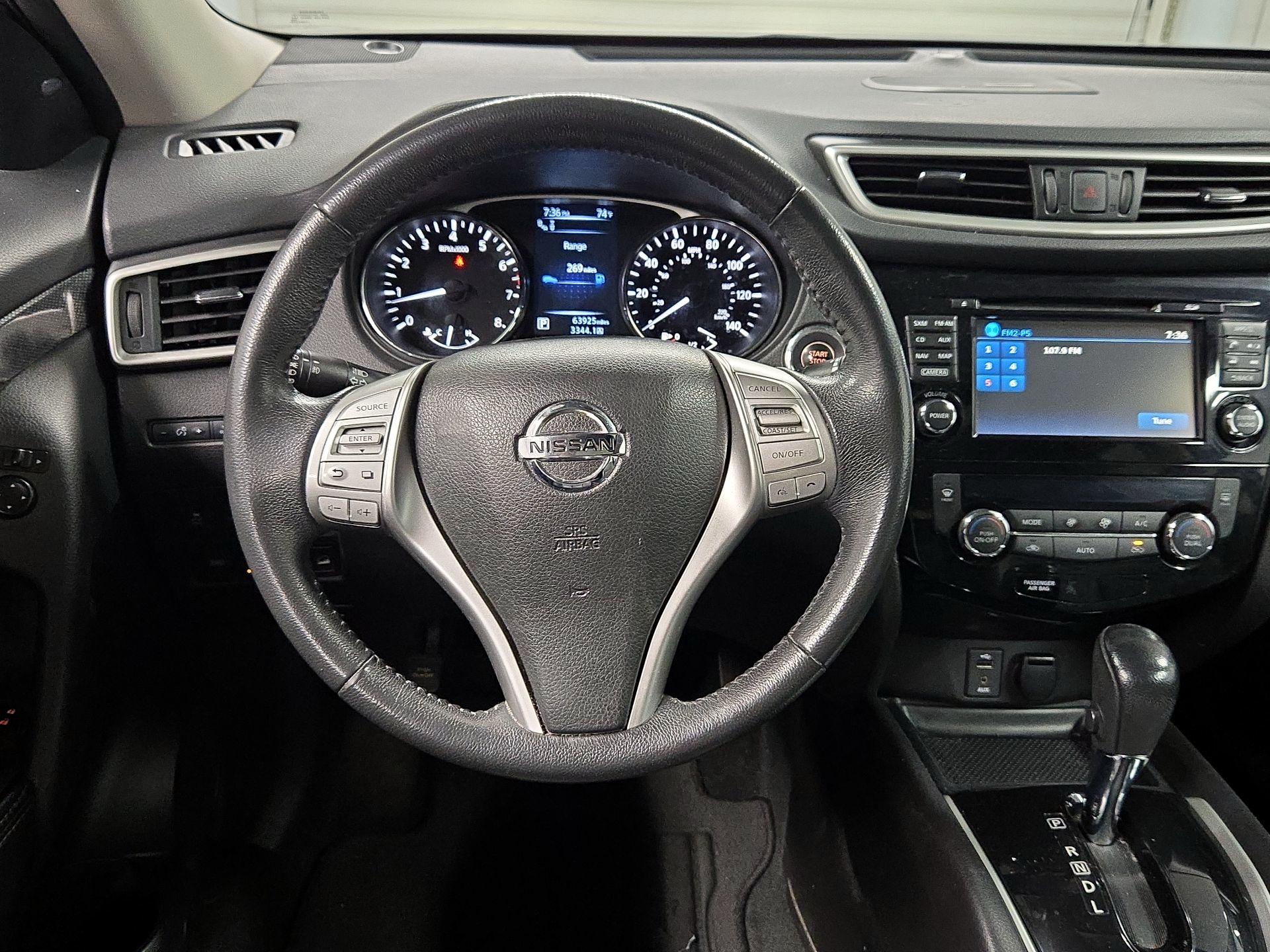 Thumbnail: 2016 Nissan Rogue - 10