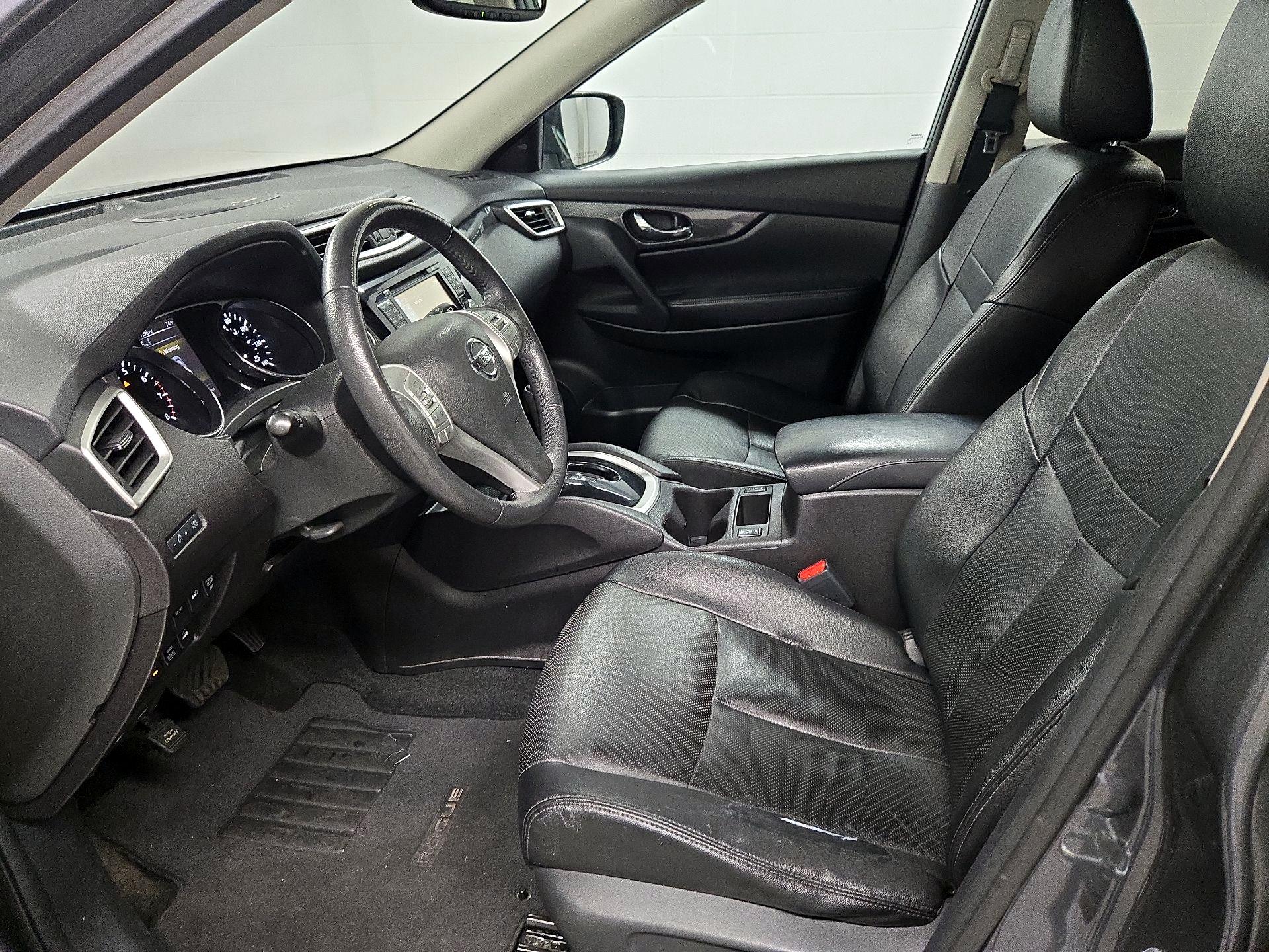 Thumbnail: 2016 Nissan Rogue - 11