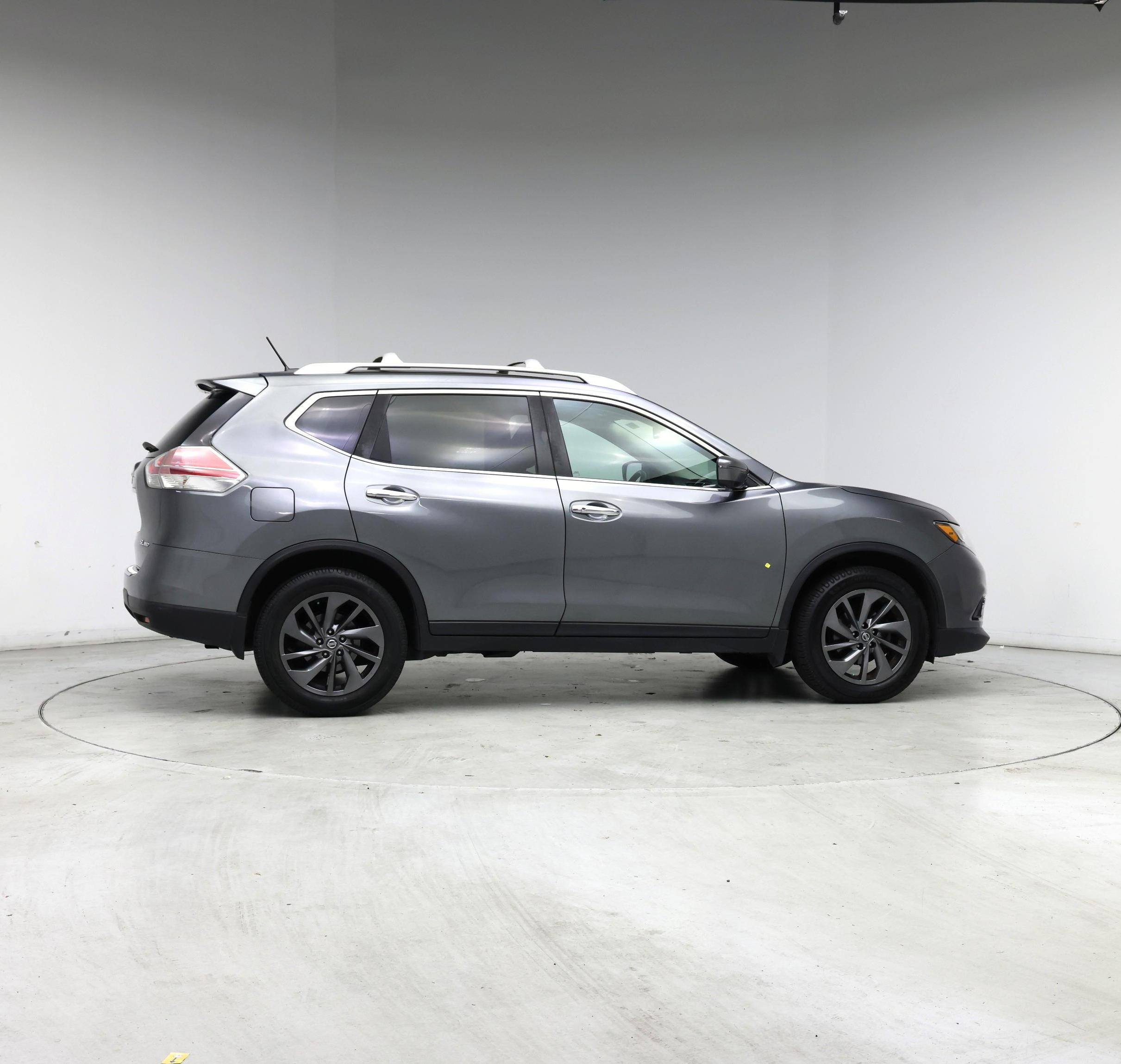 Thumbnail: 2016 Nissan Rogue - 7