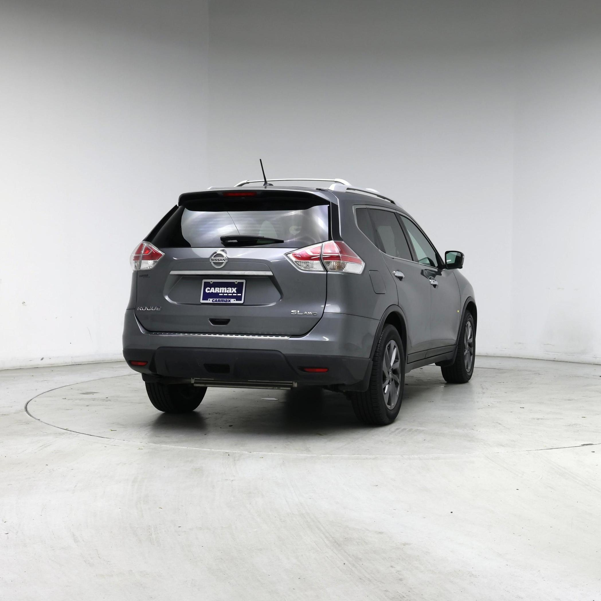 Thumbnail: 2016 Nissan Rogue - 8