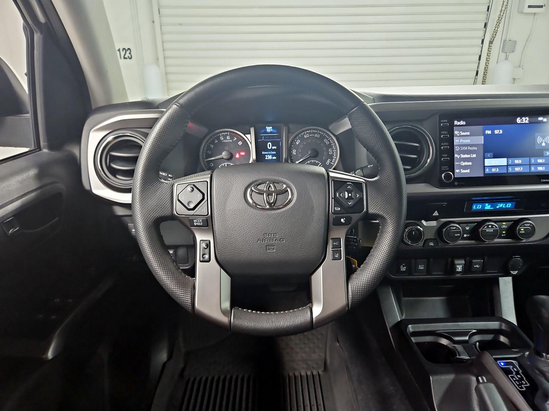 Thumbnail: 2021 Toyota Tacoma - 10