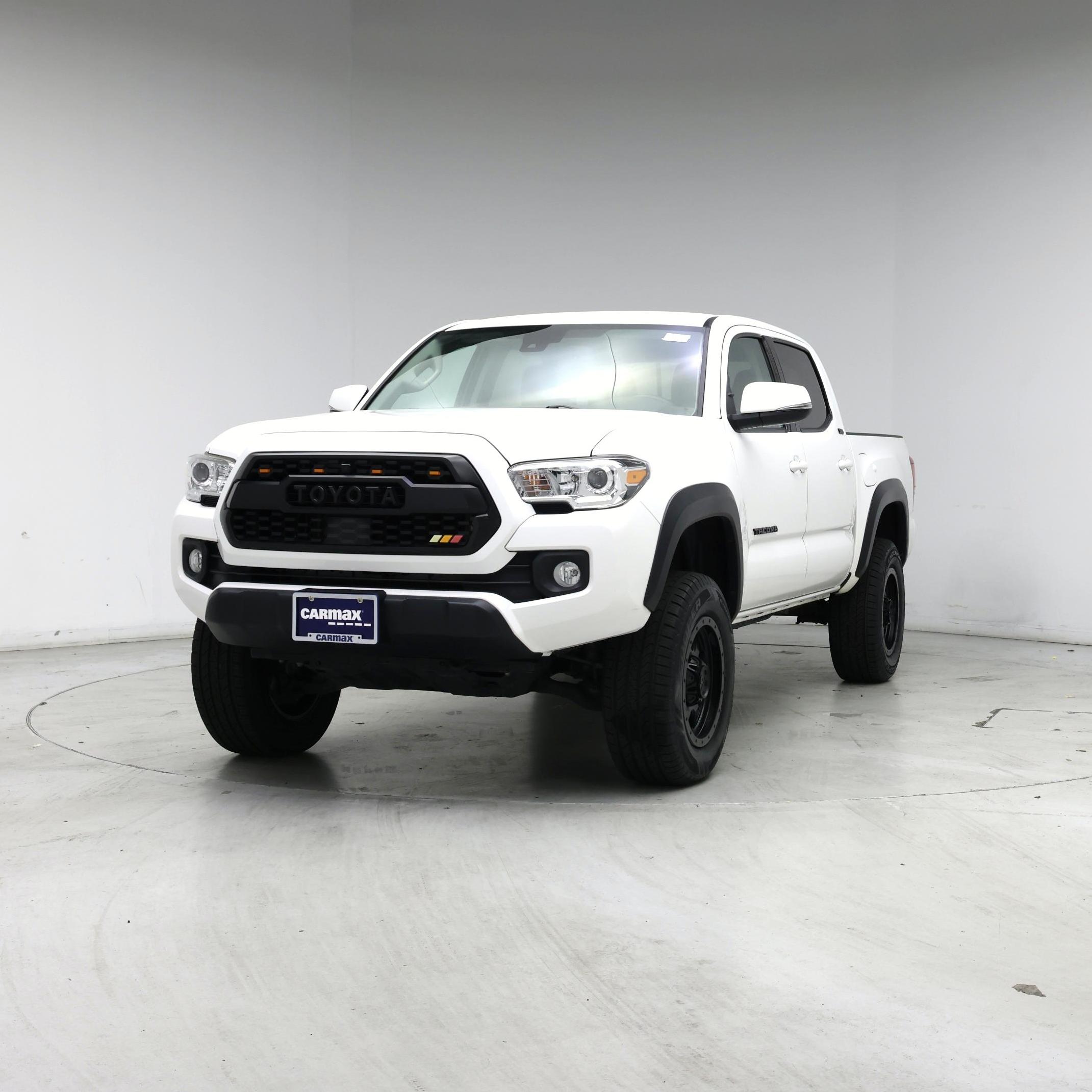 Thumbnail: 2021 Toyota Tacoma - 4
