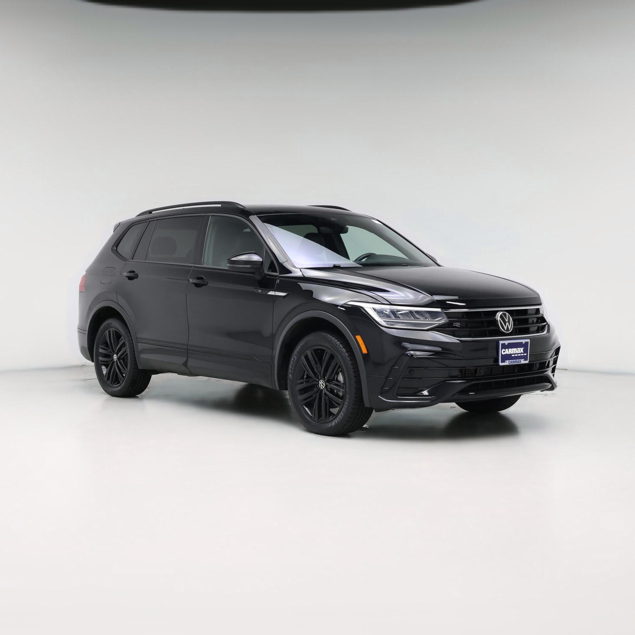 Thumbnail: 2022 Volkswagen Tiguan - 1