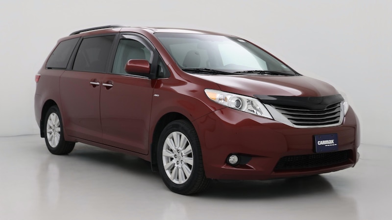 2017 Toyota Sienna XLE Hero Image