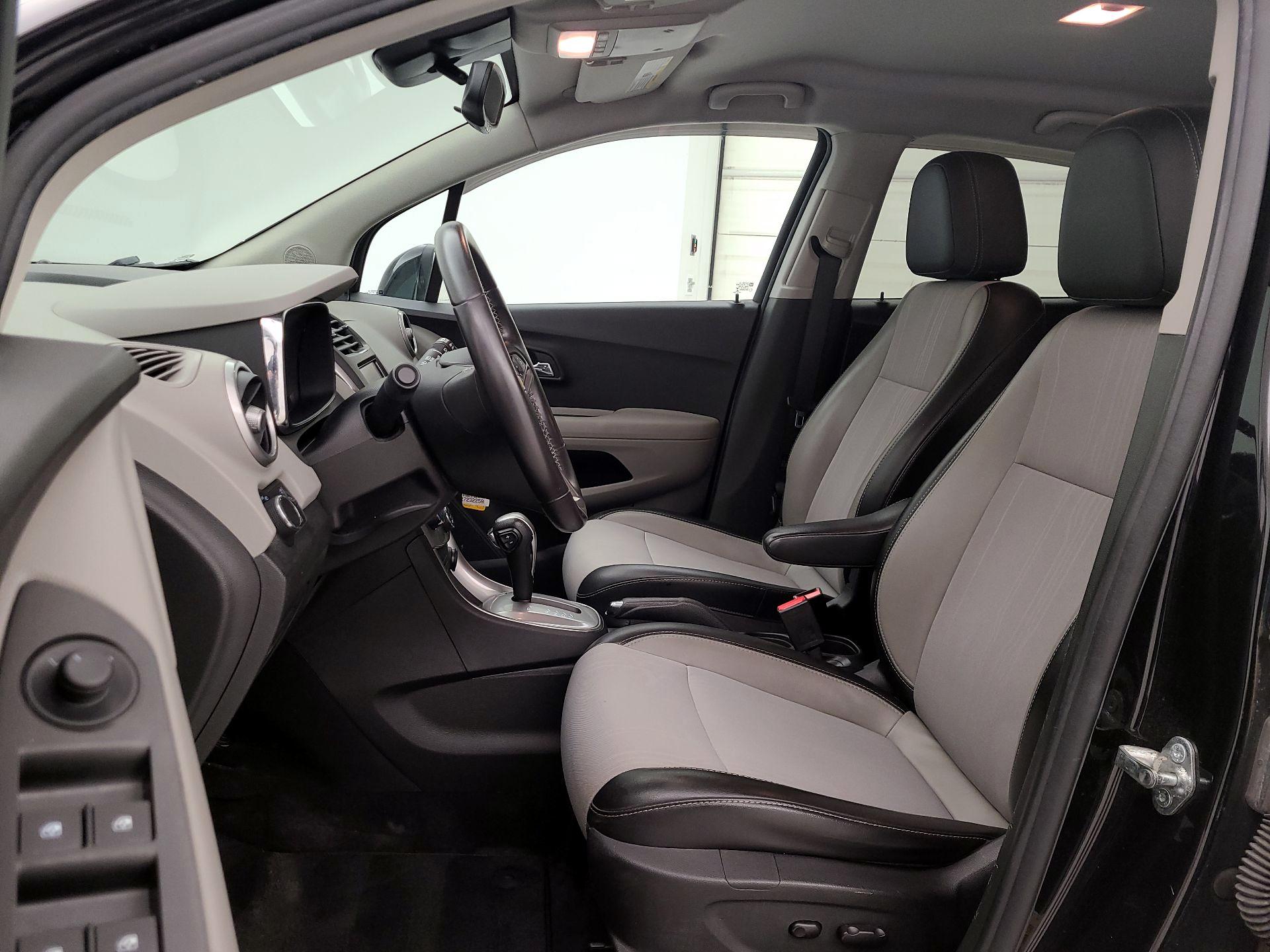 Thumbnail: 2015 Chevrolet Trax - 11