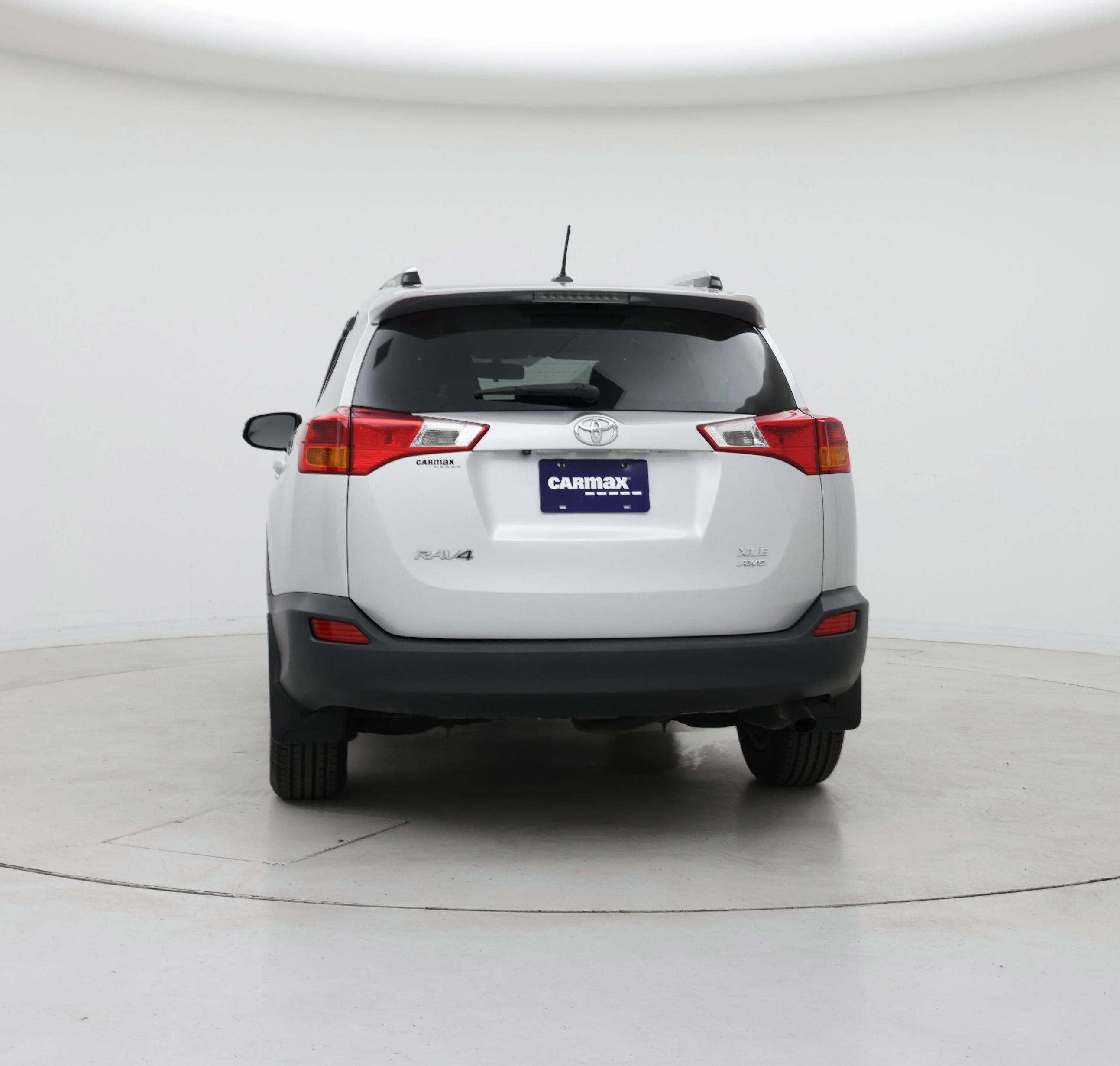 Thumbnail: 2015 Toyota RAV4 - 6