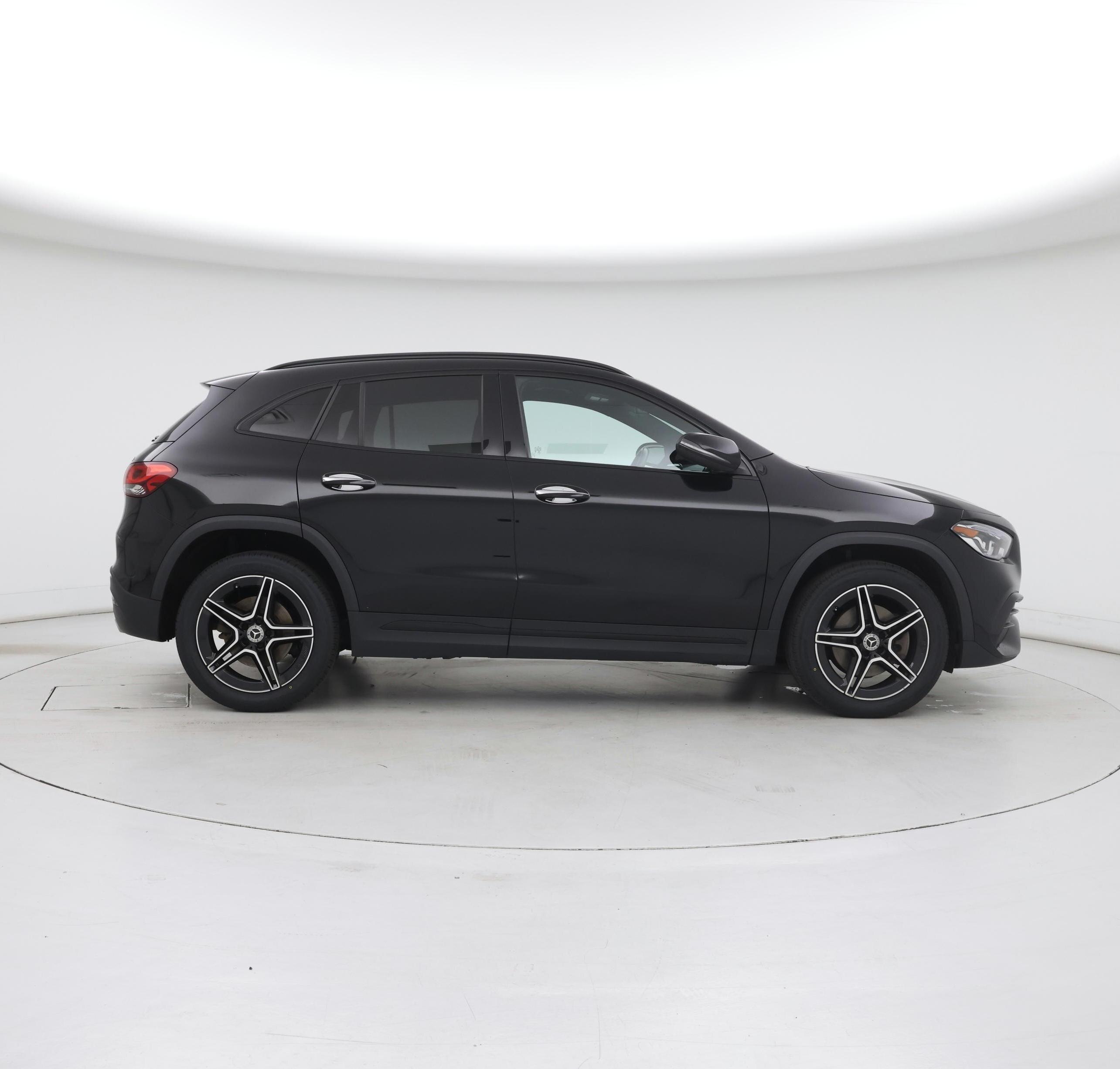 Thumbnail: 2023 Mercedes-Benz GLA - 7