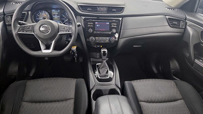 2017 Nissan Rogue S 9