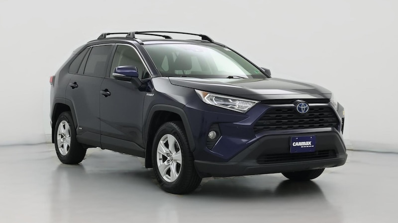 2019 Toyota RAV4 XLE Hero Image