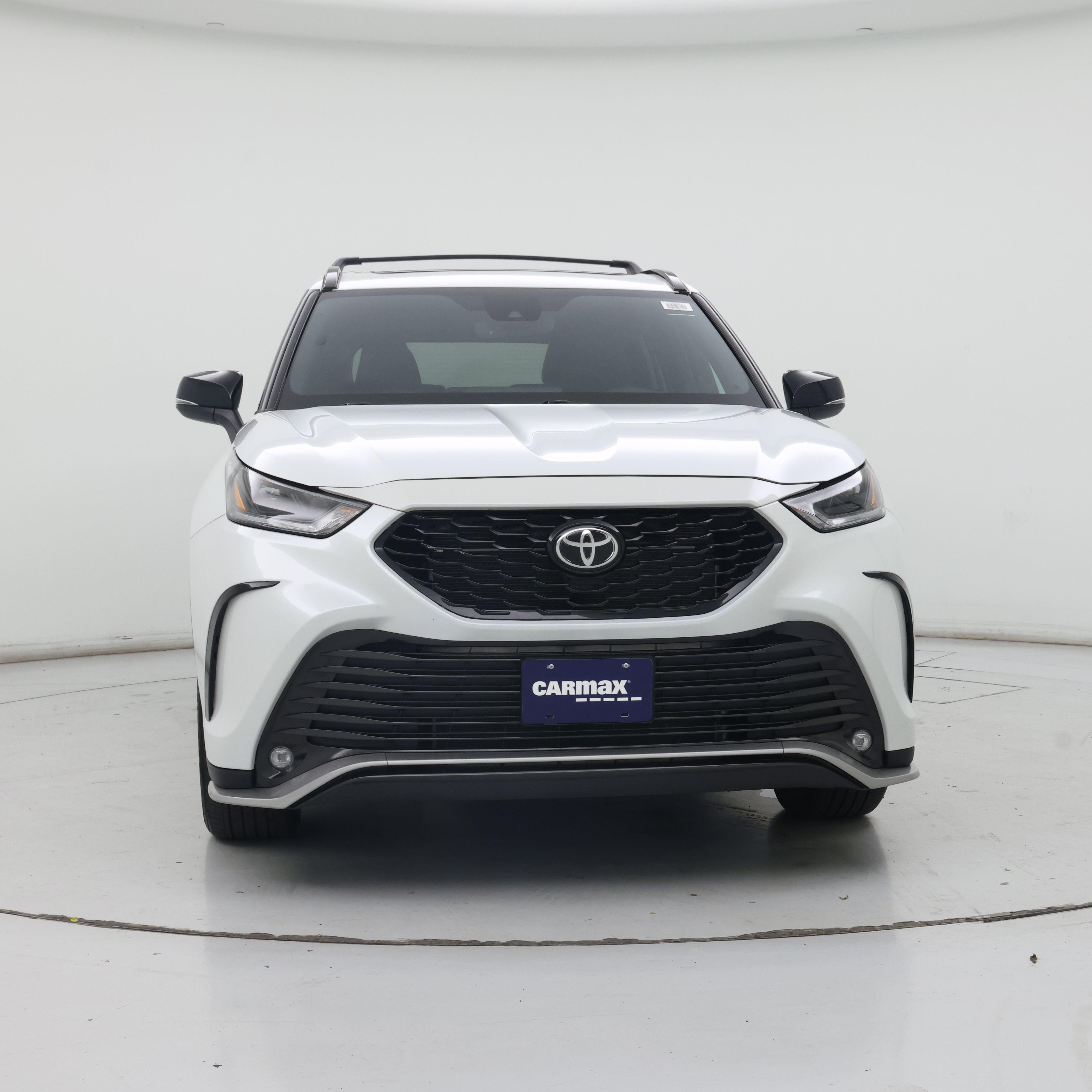 Thumbnail: 2023 Toyota Highlander - 5