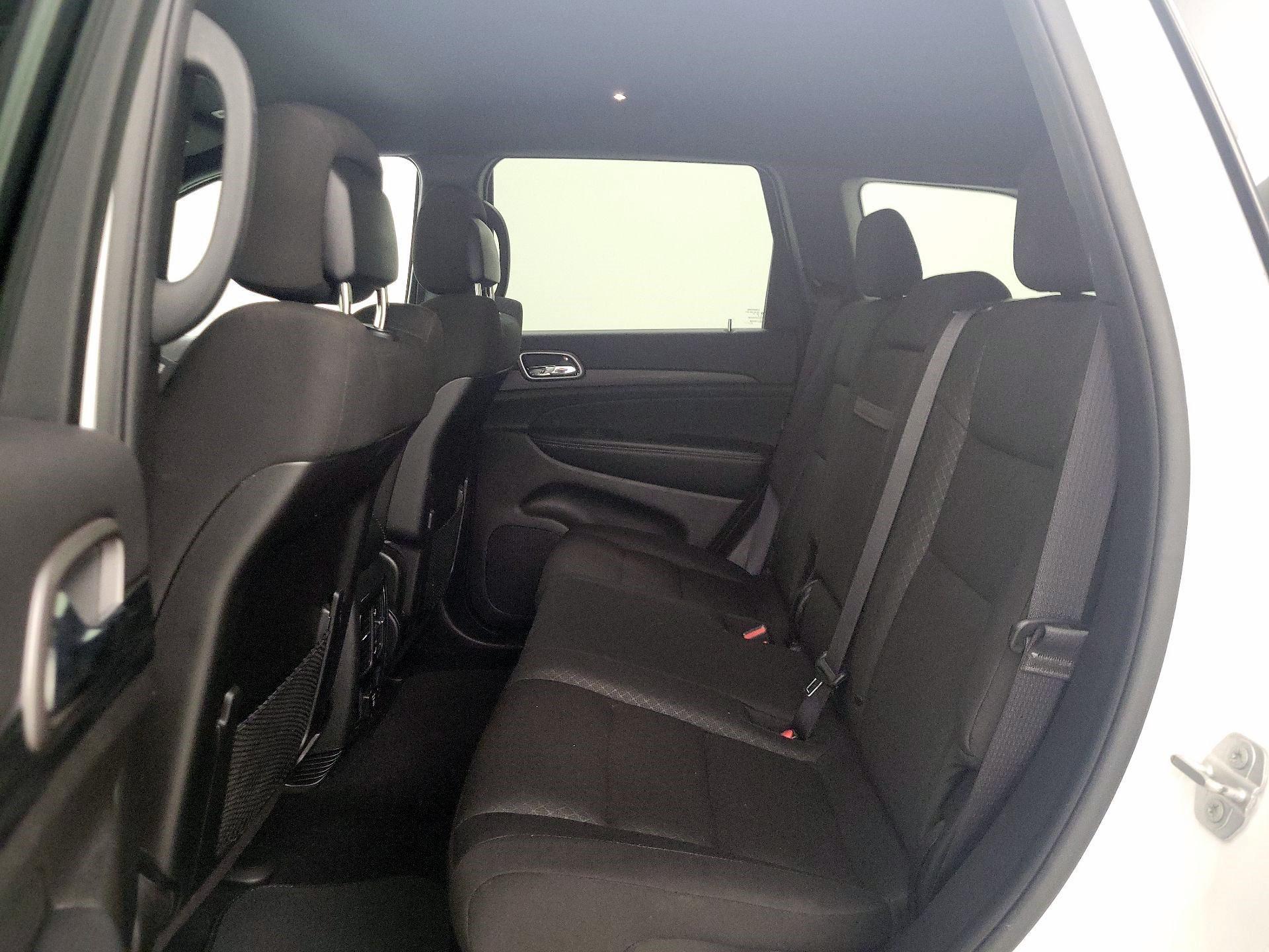 Thumbnail: 2021 Jeep Grand Cherokee - 19