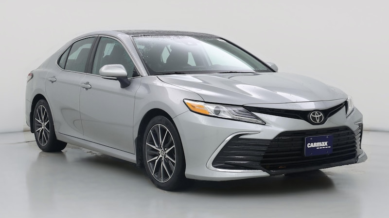 2021 Toyota Camry XLE Hero Image