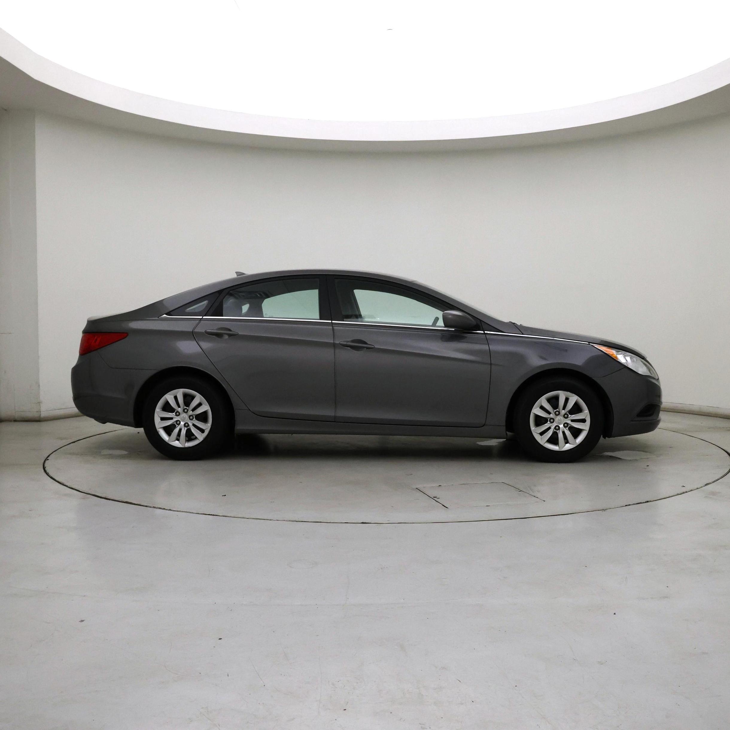 Thumbnail: 2013 Hyundai Sonata - 7