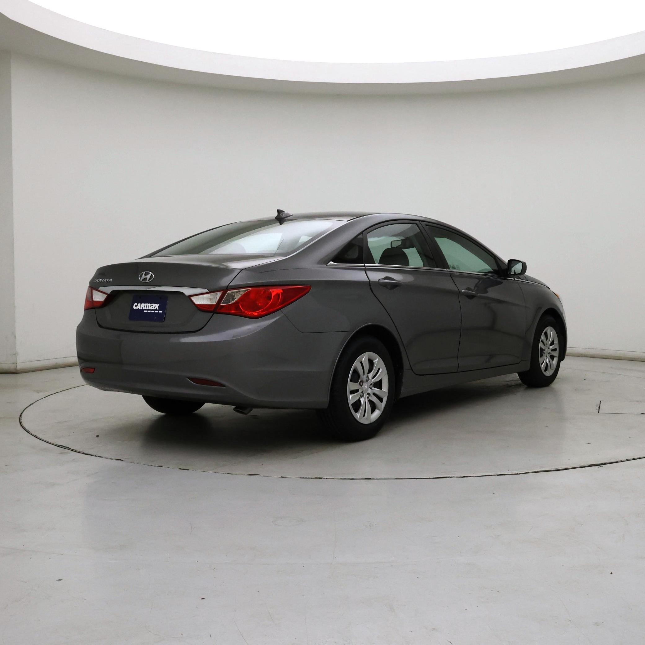 Thumbnail: 2013 Hyundai Sonata - 8