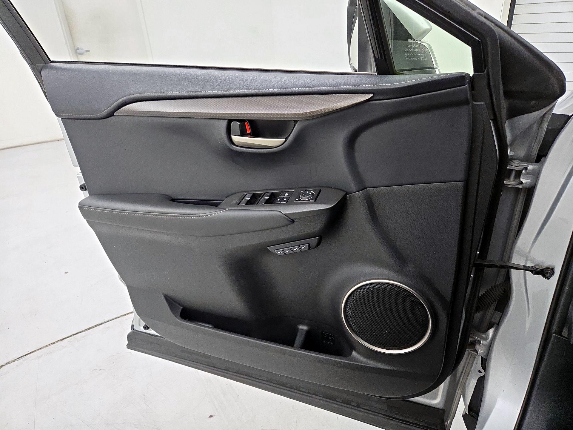 Thumbnail: 2015 Lexus NX - 10