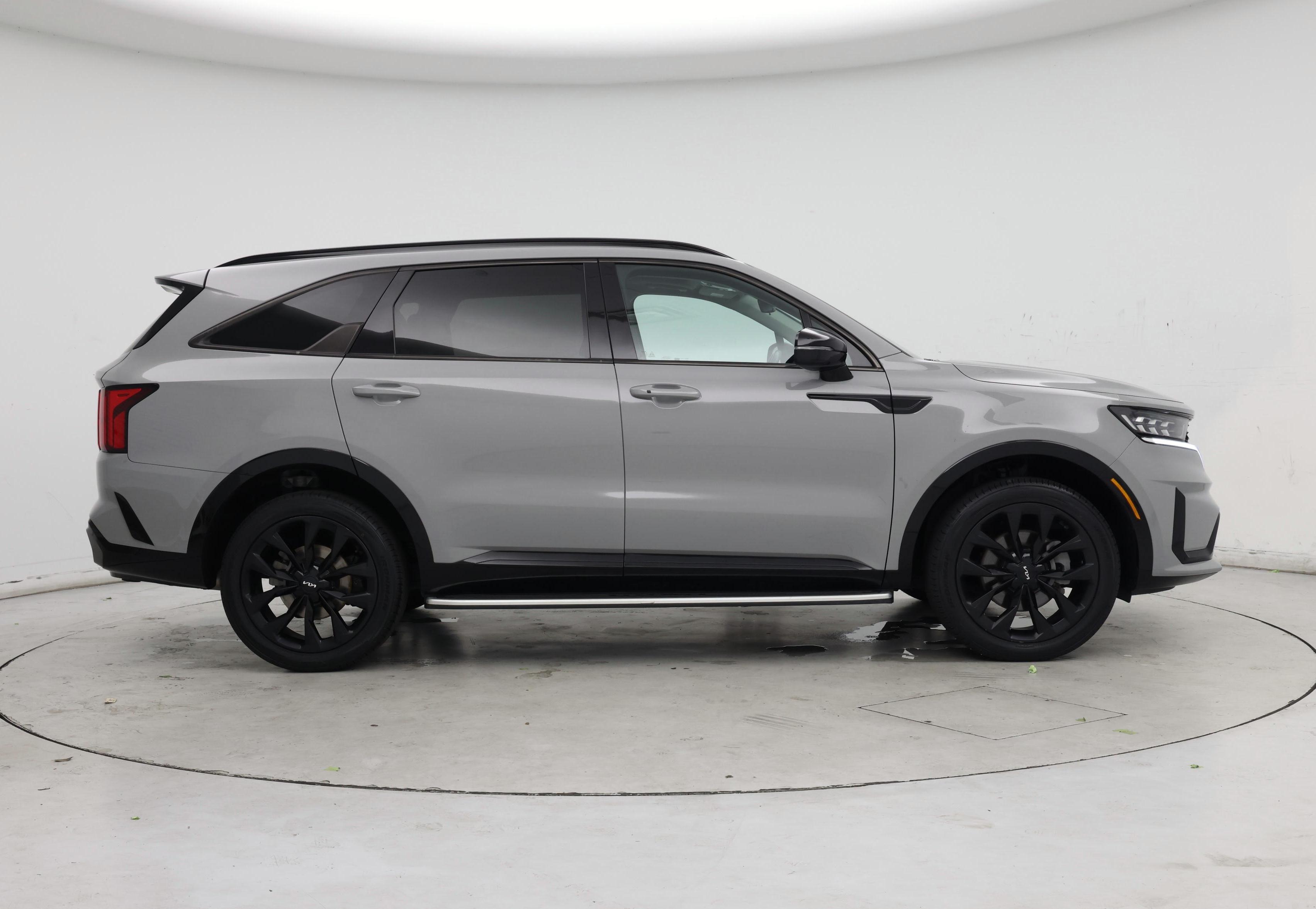 Thumbnail: 2022 Kia Sorento - 7