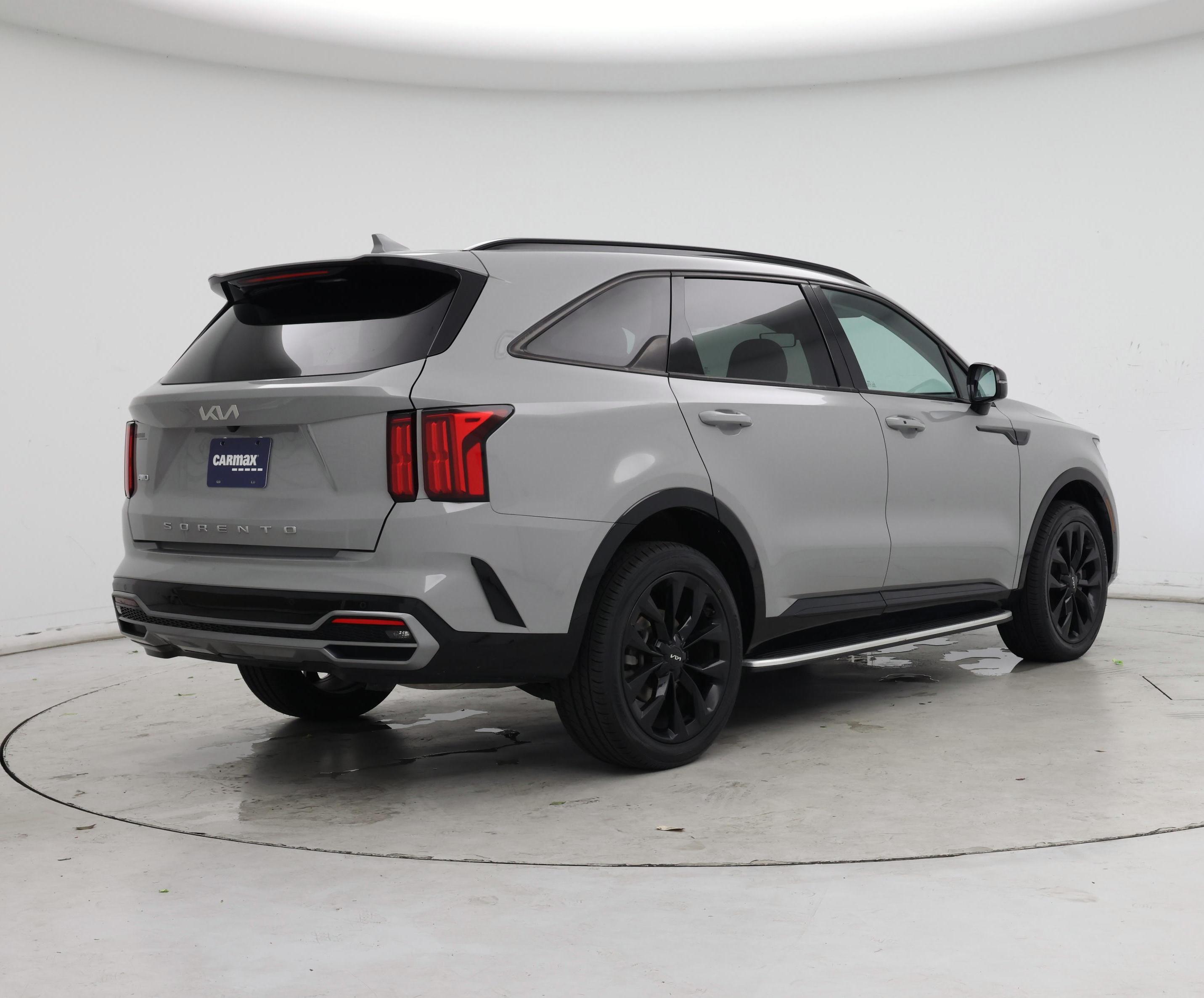 Thumbnail: 2022 Kia Sorento - 8