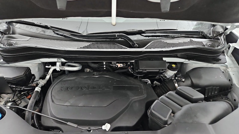 2022 Honda Passport Elite 23