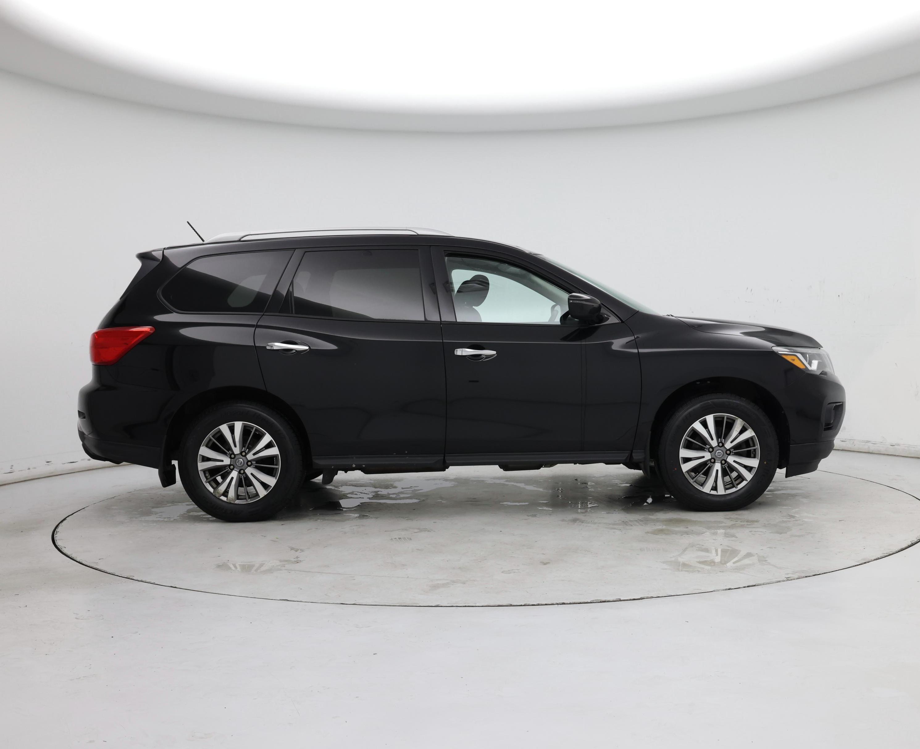 Thumbnail: 2018 Nissan Pathfinder - 7