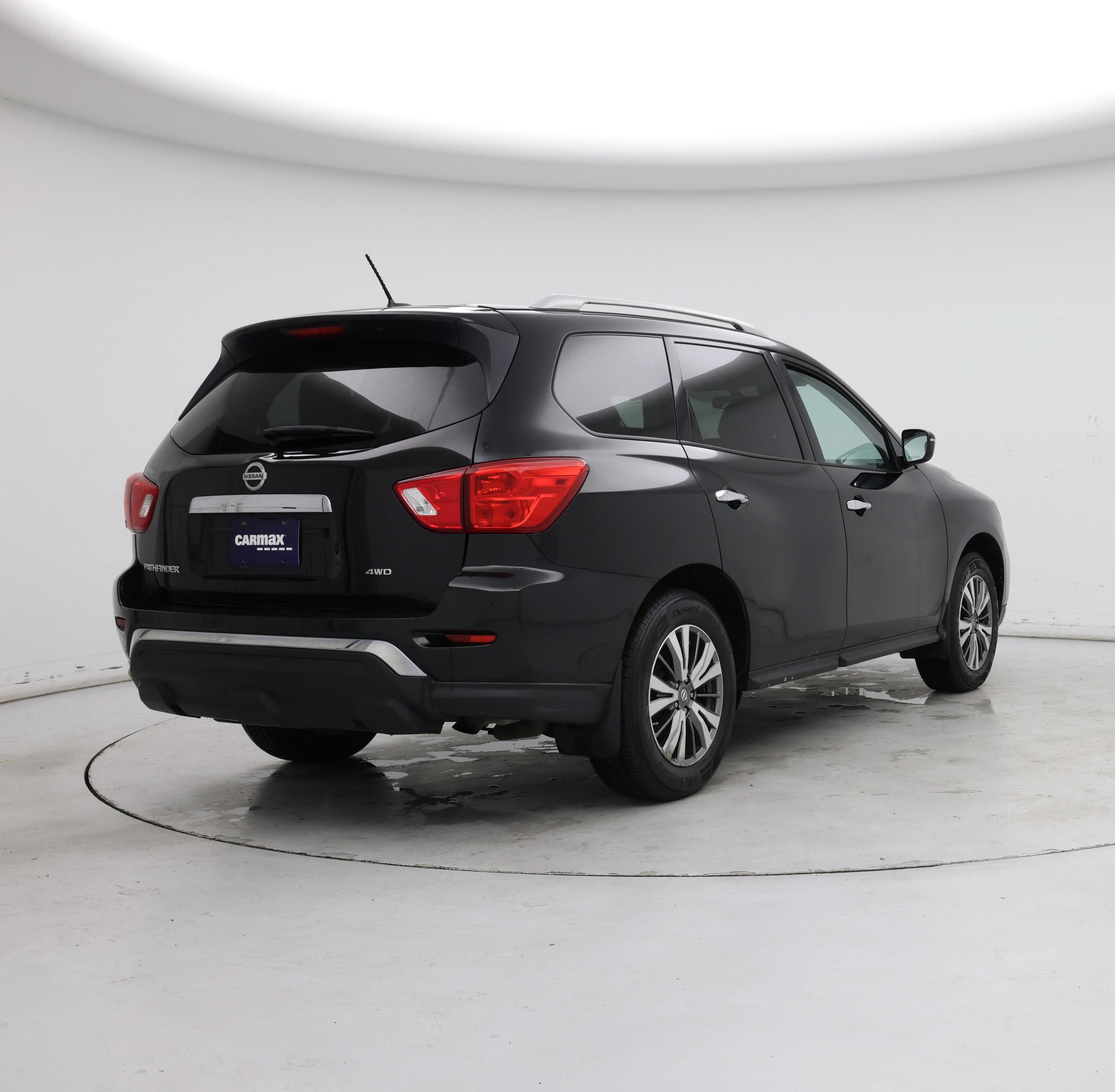 Thumbnail: 2018 Nissan Pathfinder - 8