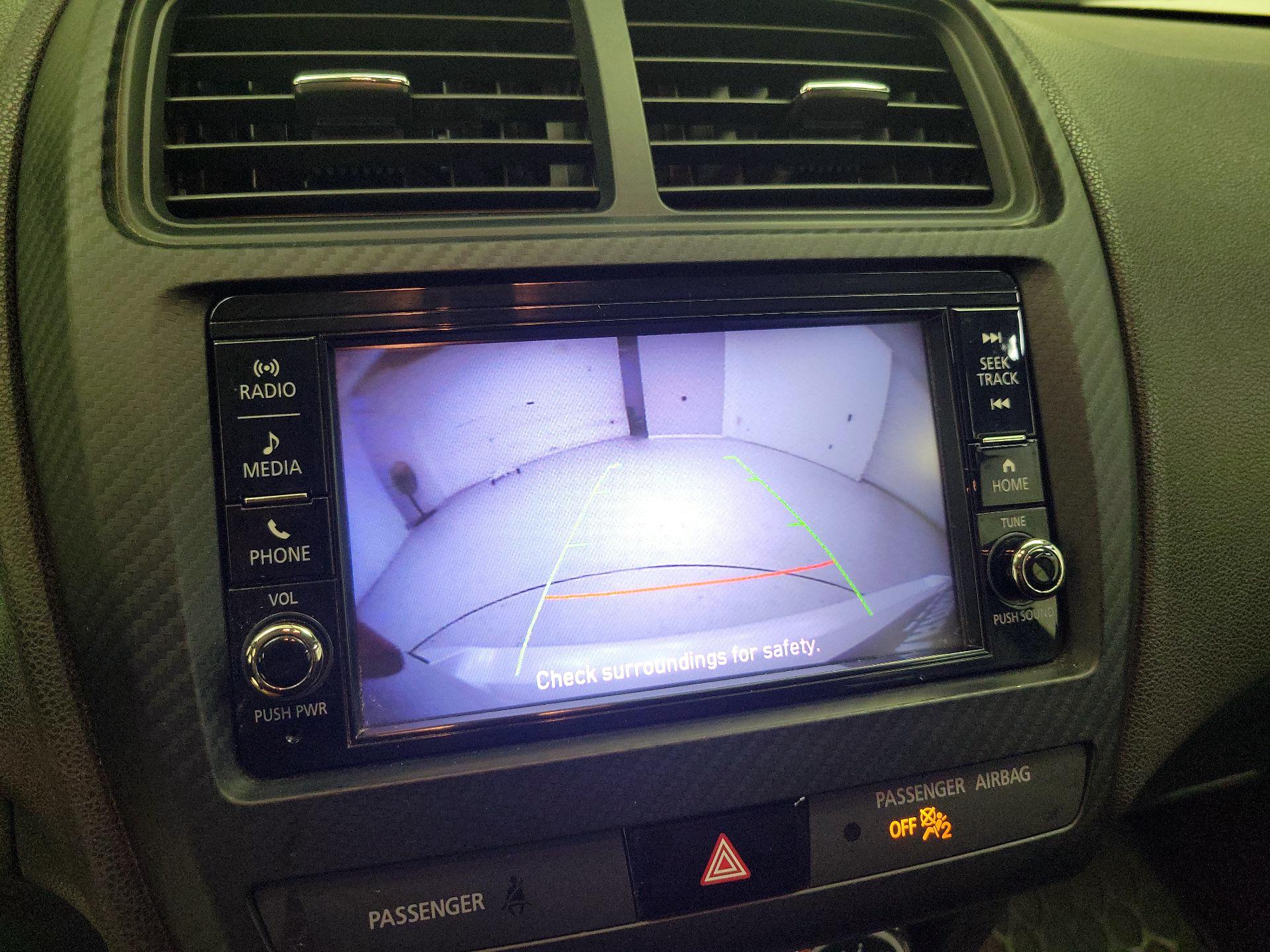 Thumbnail: 2019 Mitsubishi Outlander Sport - 14