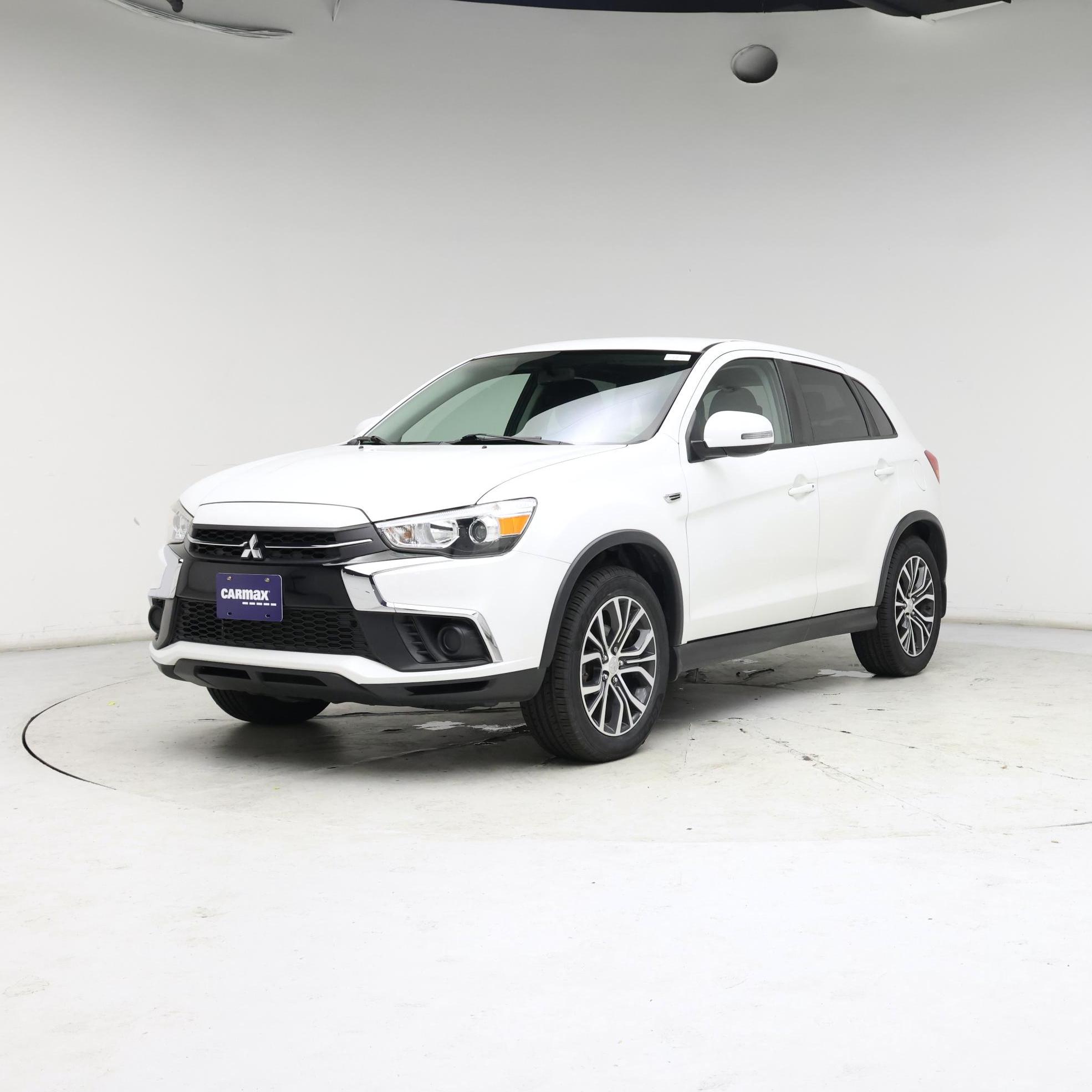 Thumbnail: 2019 Mitsubishi Outlander Sport - 4