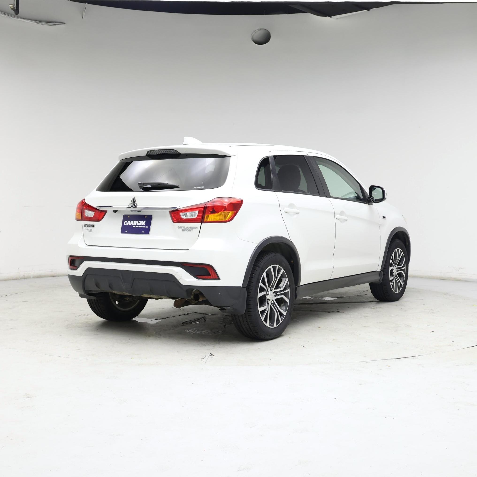 Thumbnail: 2019 Mitsubishi Outlander Sport - 8