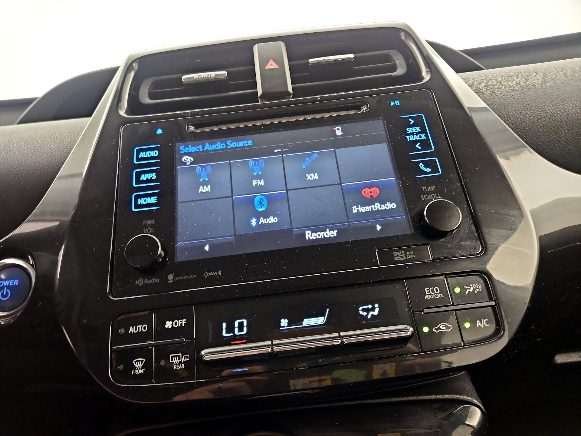 Thumbnail: 2016 Toyota Prius - 16