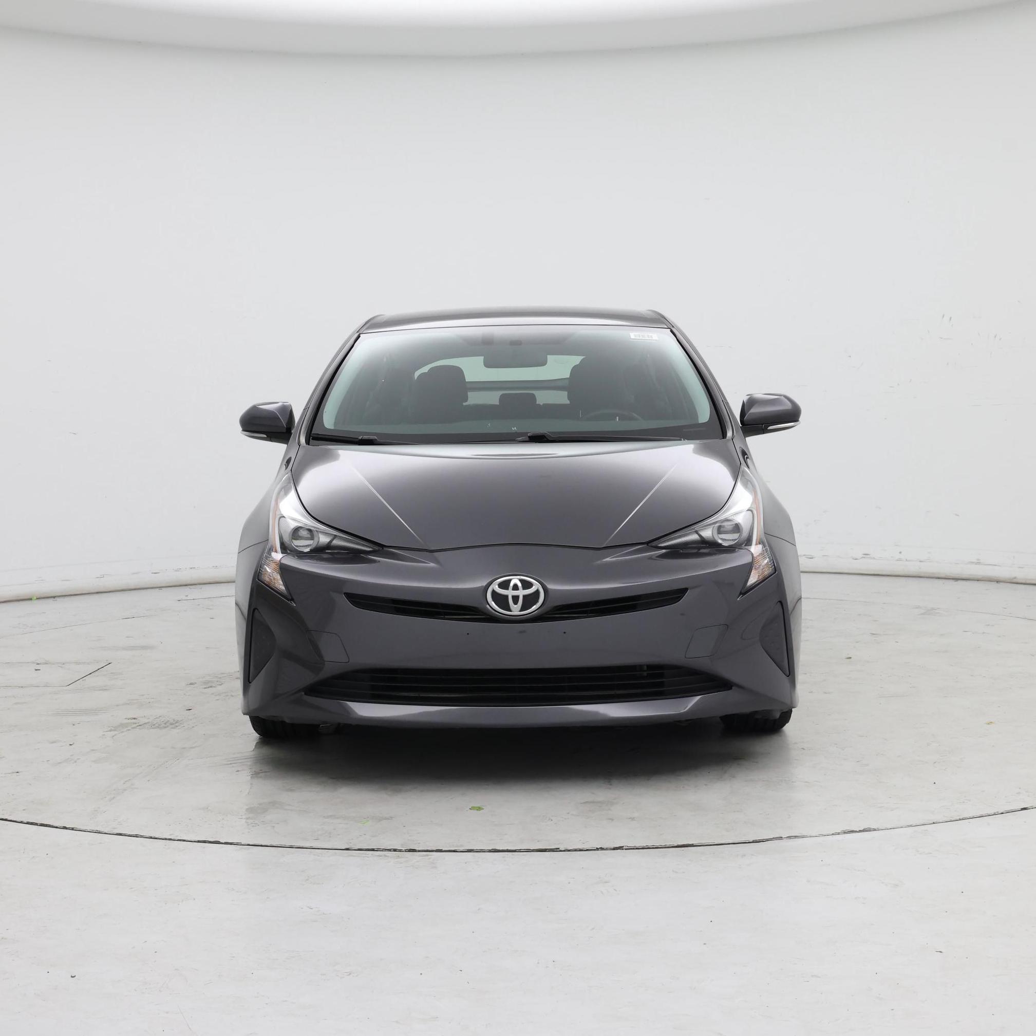 Thumbnail: 2016 Toyota Prius - 5