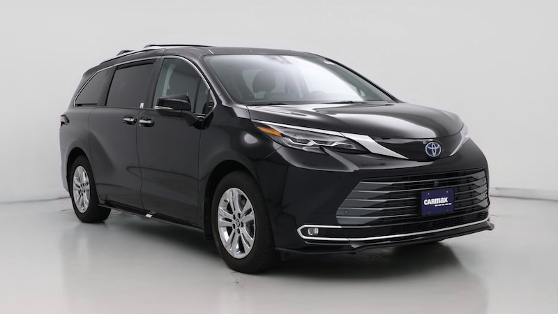 2024 Toyota Sienna Platinum Hero Image