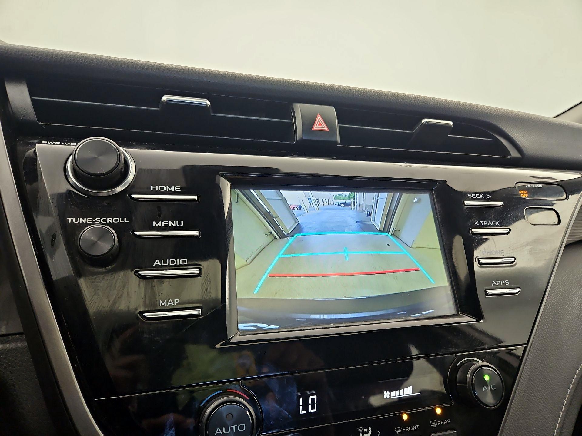 Thumbnail: 2019 Toyota Camry - 14