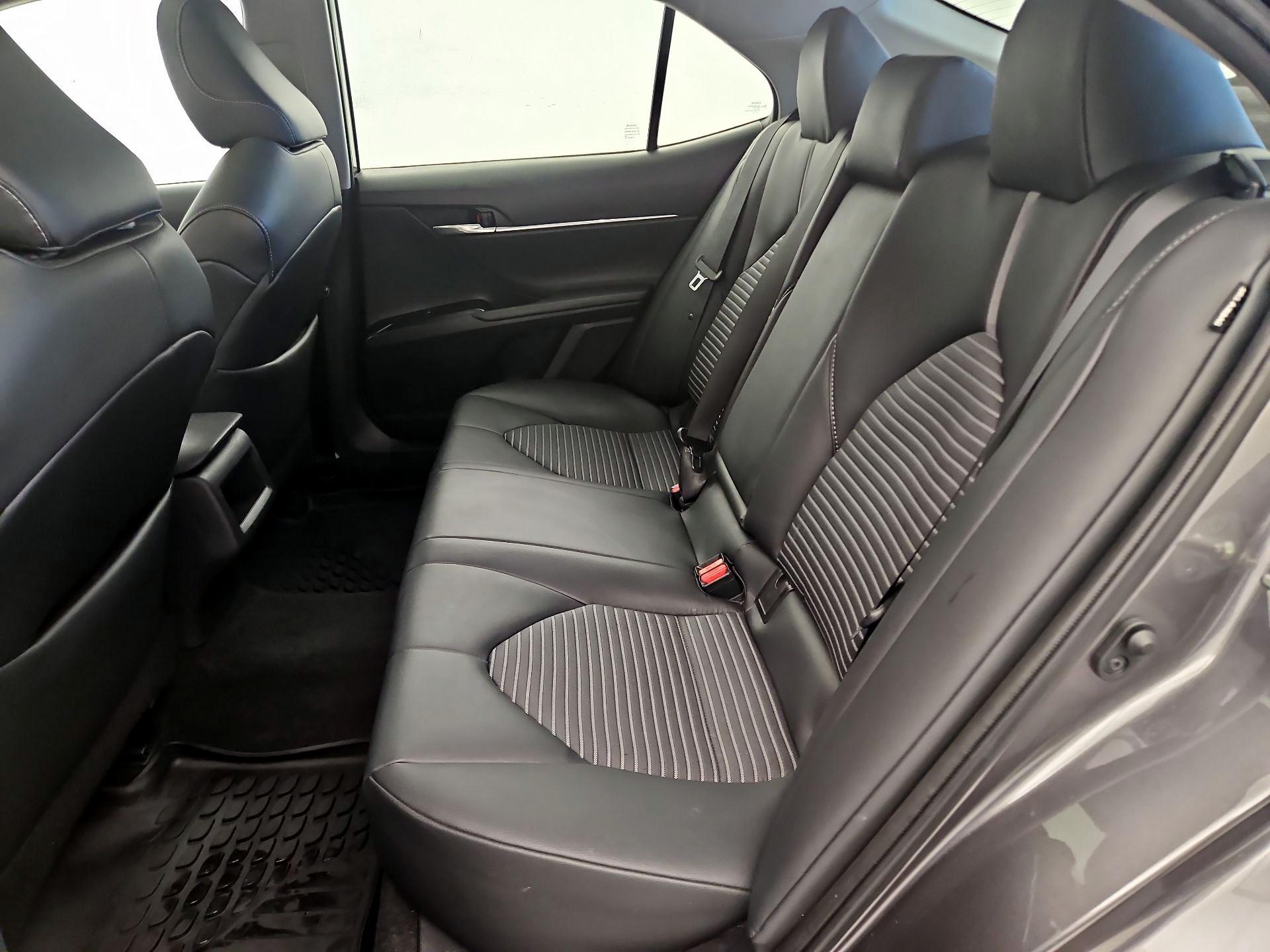 Thumbnail: 2019 Toyota Camry - 20