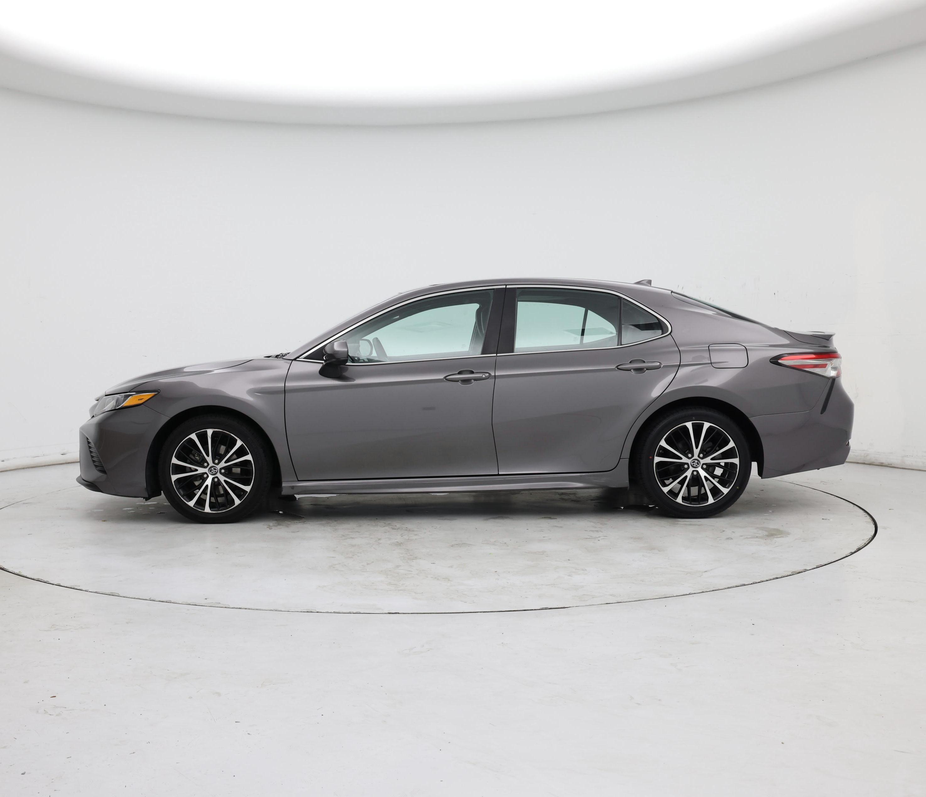 Thumbnail: 2019 Toyota Camry - 3