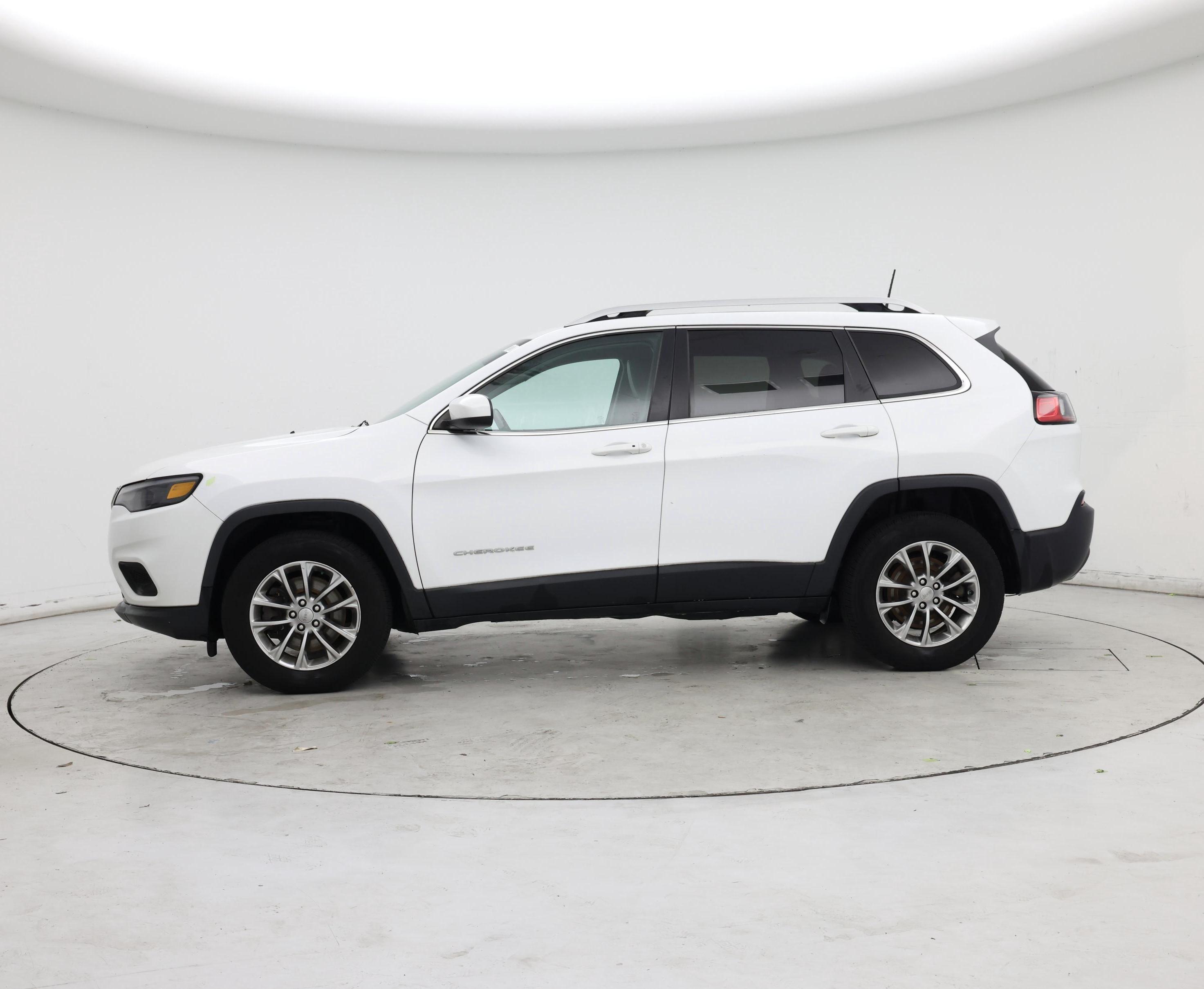 Thumbnail: 2019 Jeep Cherokee - 3