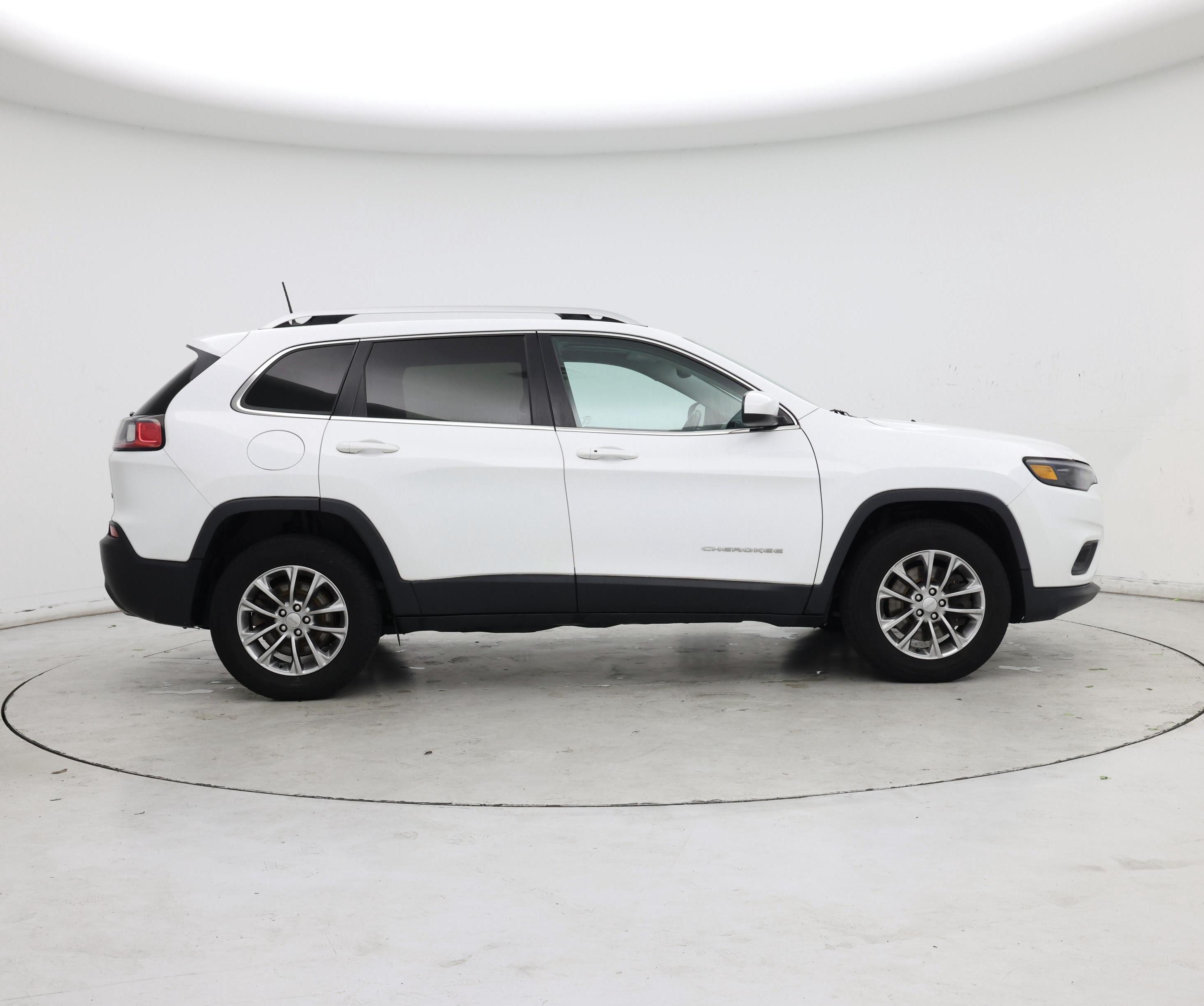 Thumbnail: 2019 Jeep Cherokee - 7