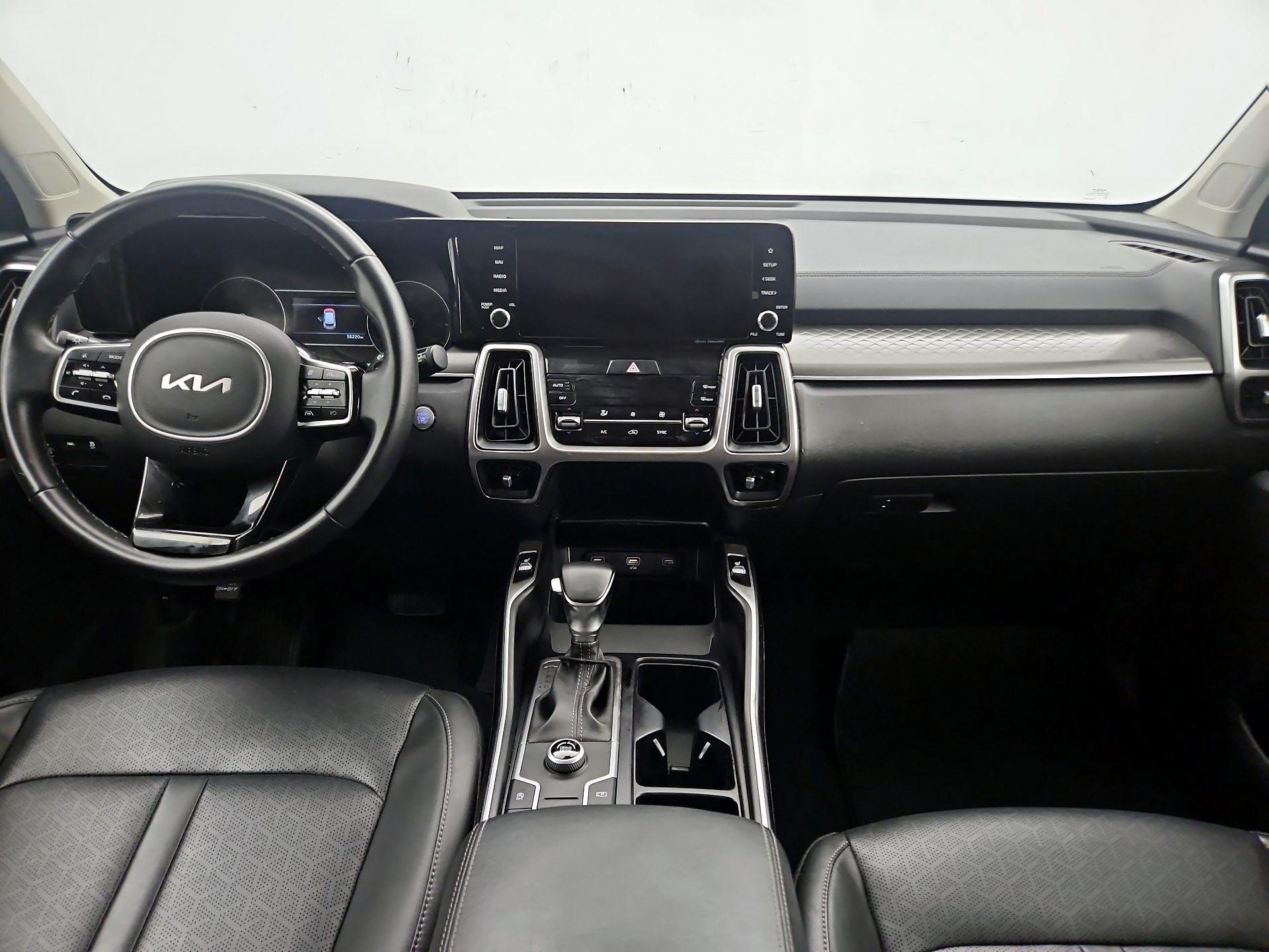 Thumbnail: 2022 Kia Sorento - 9